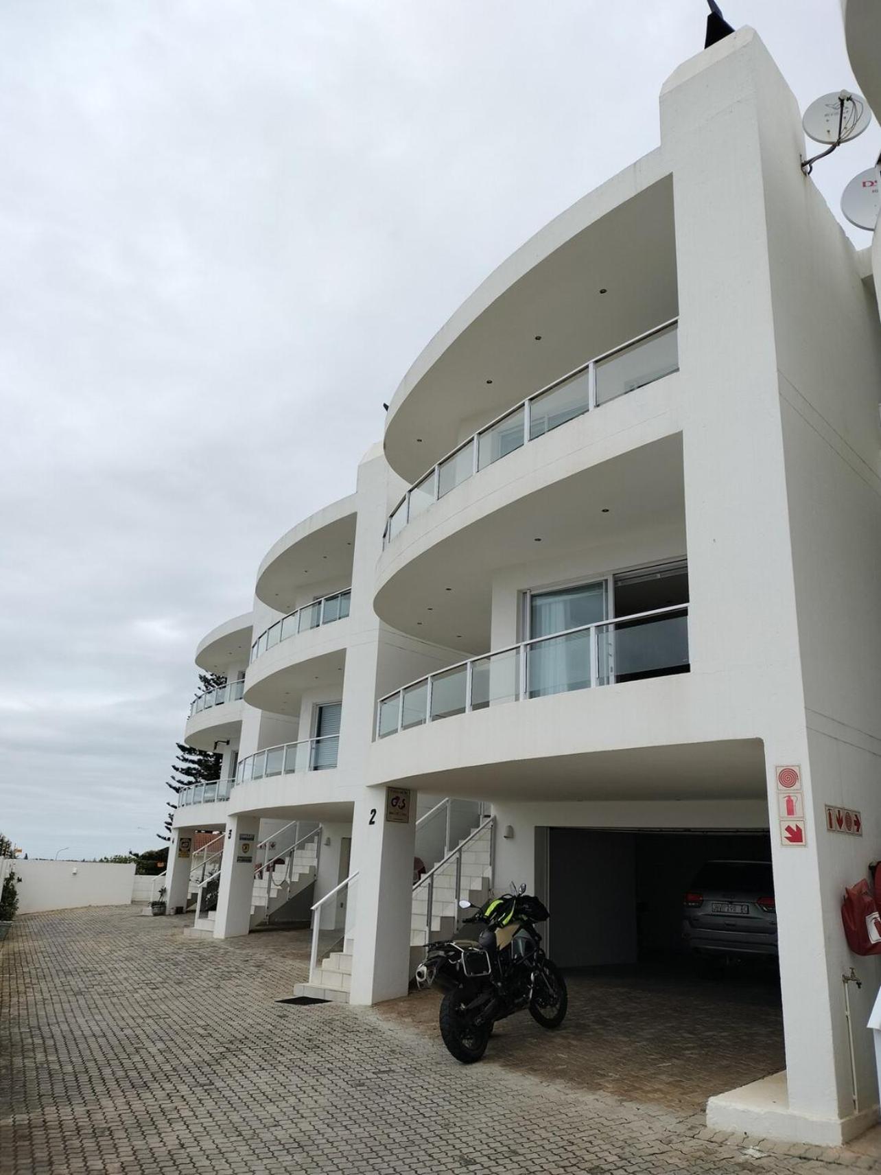 Holiday Home With Sea Views view 5