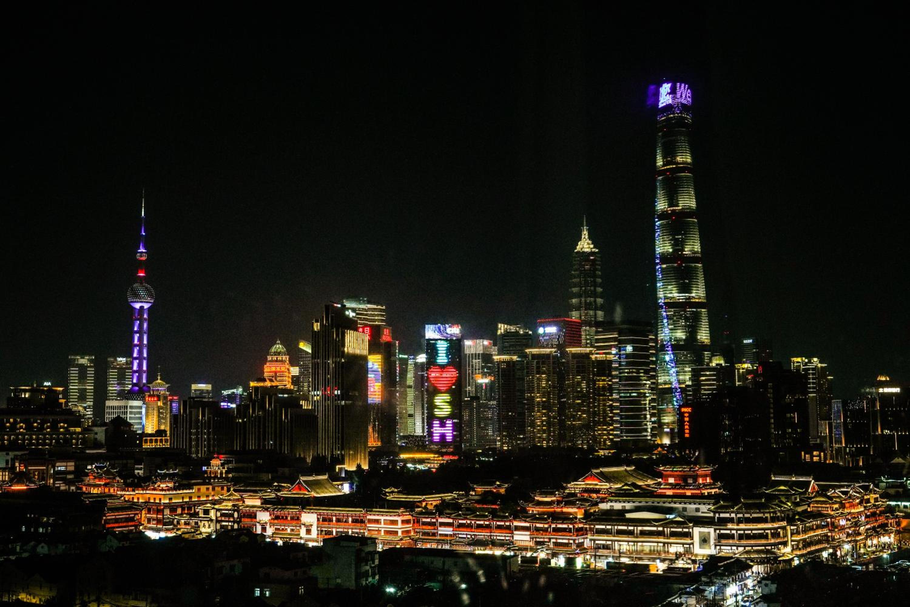 Shanghai Sunshine House - family friendly suite - near the Bund & Yu Garden