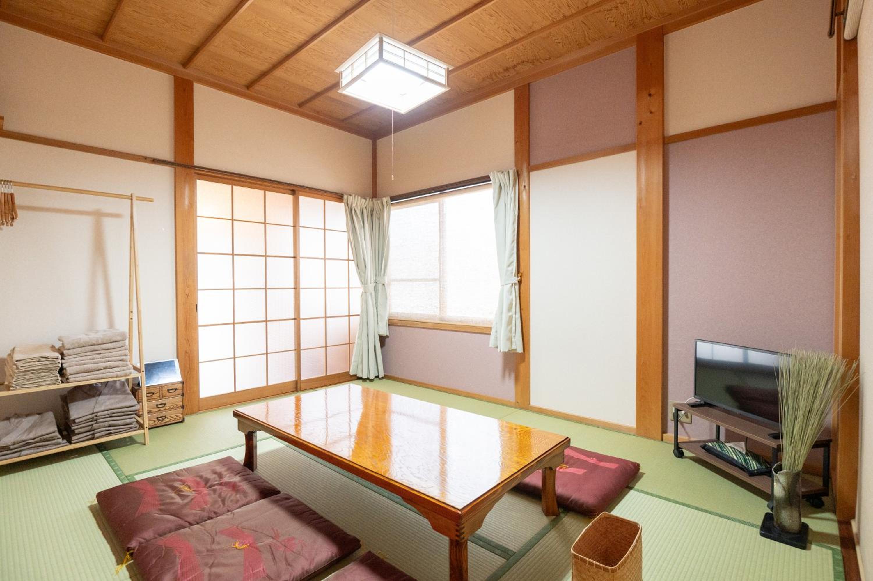 Rise's House view 5