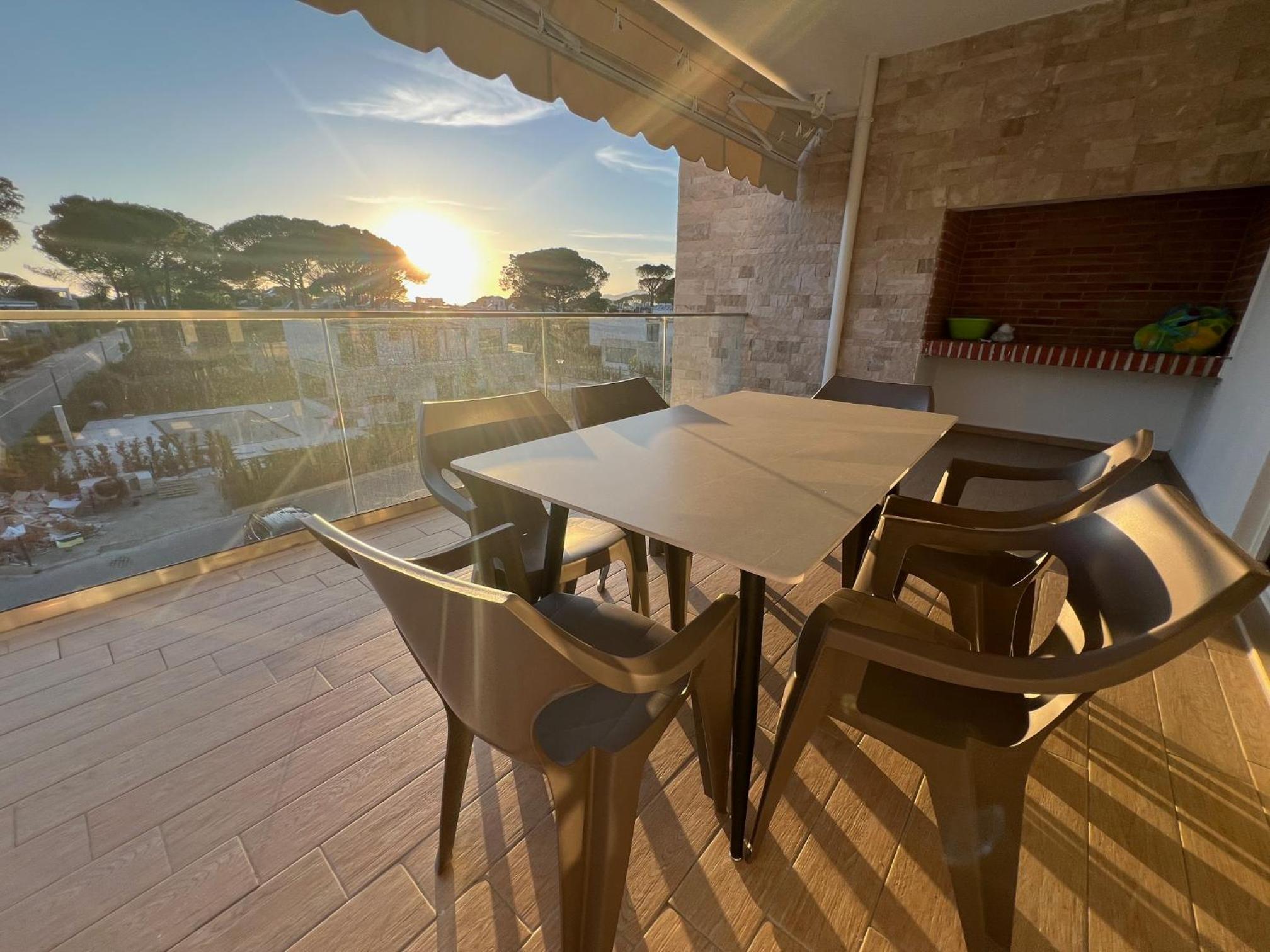 Rent Apartament Lalzy Bay