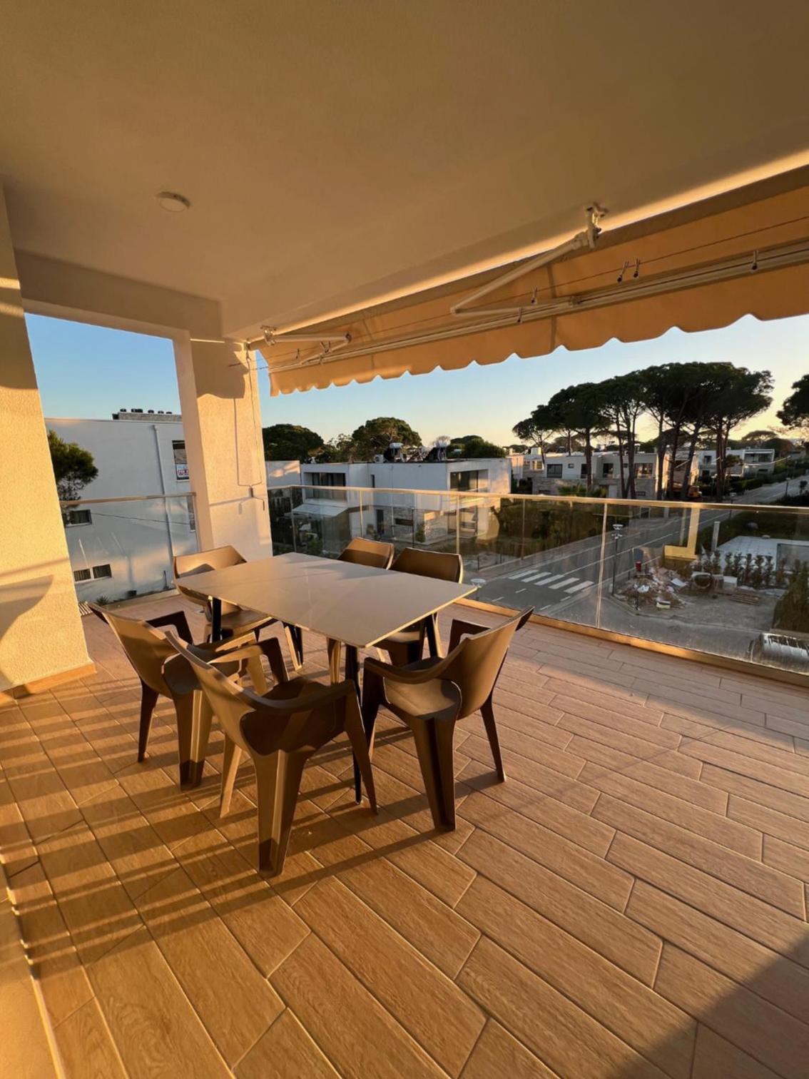 Rent Apartament Lalzy Bay