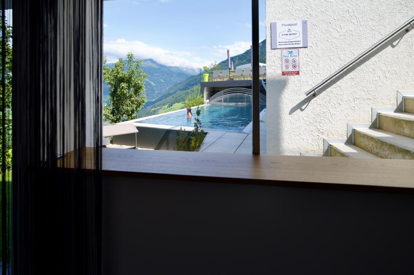 Apart Alpine Retreat