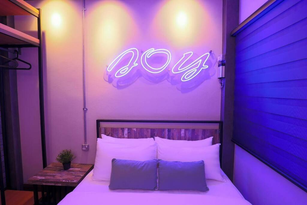 Industrial Concept Melaka Town 6pax- 3BR- wifi photo 2