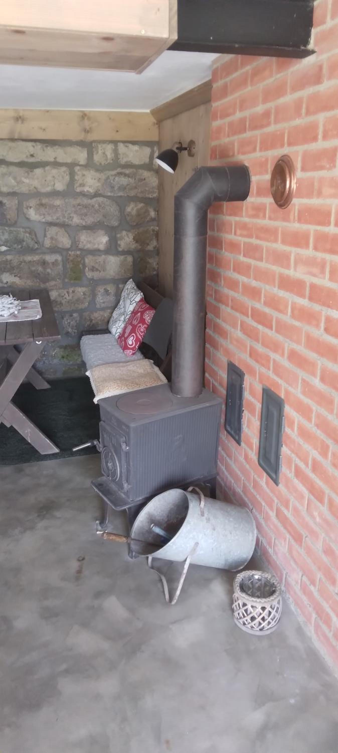 Chaloupka pod Kančí stezkou