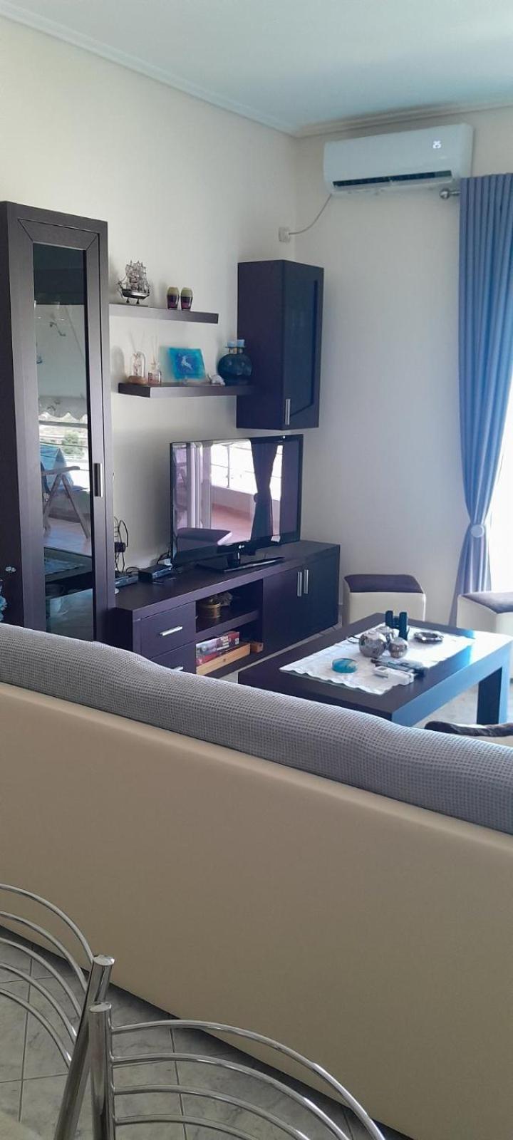 Cozy sea apartment