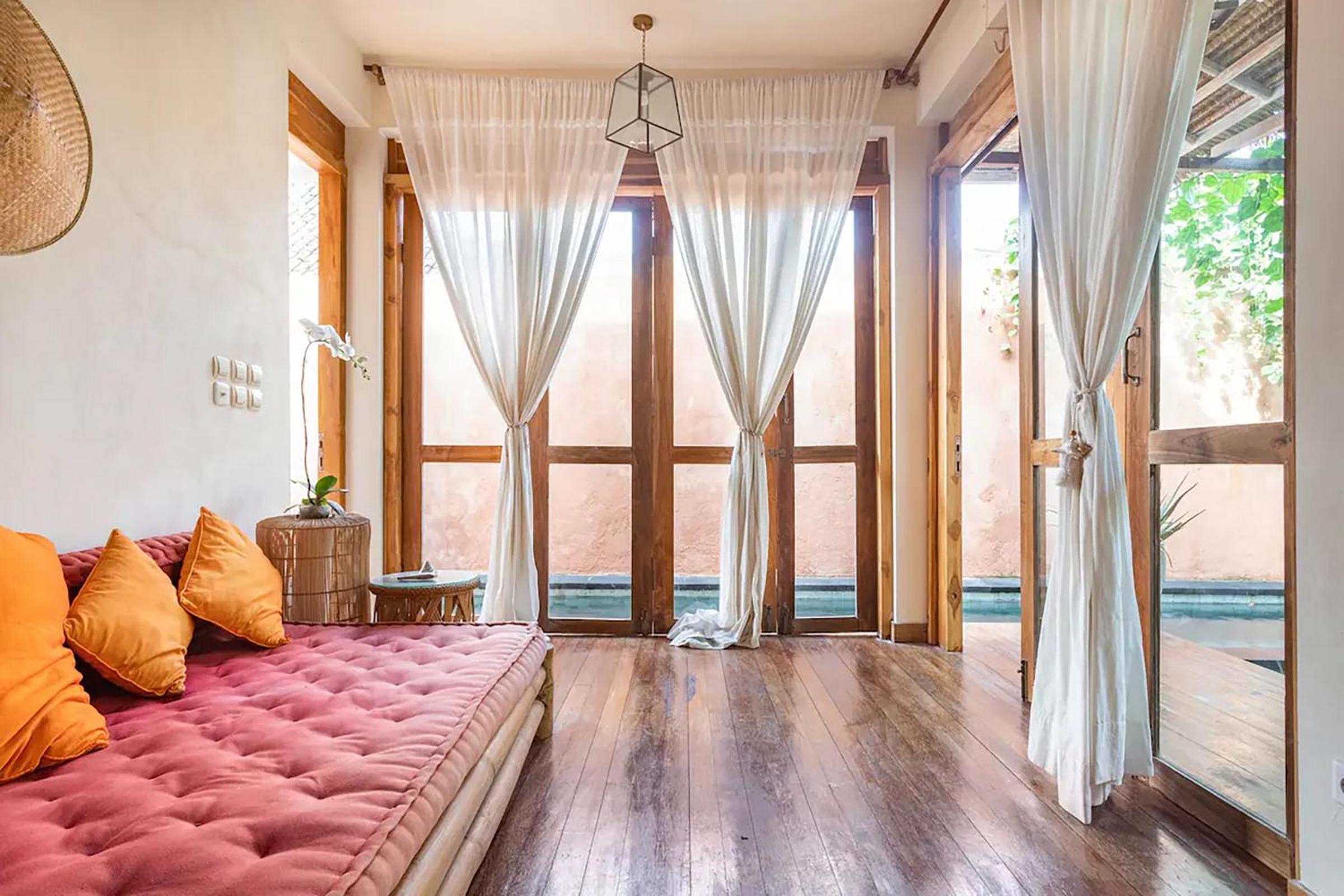 Villa Pisces - 2 Bedrooms Villa with Private Pool at Kerobokan