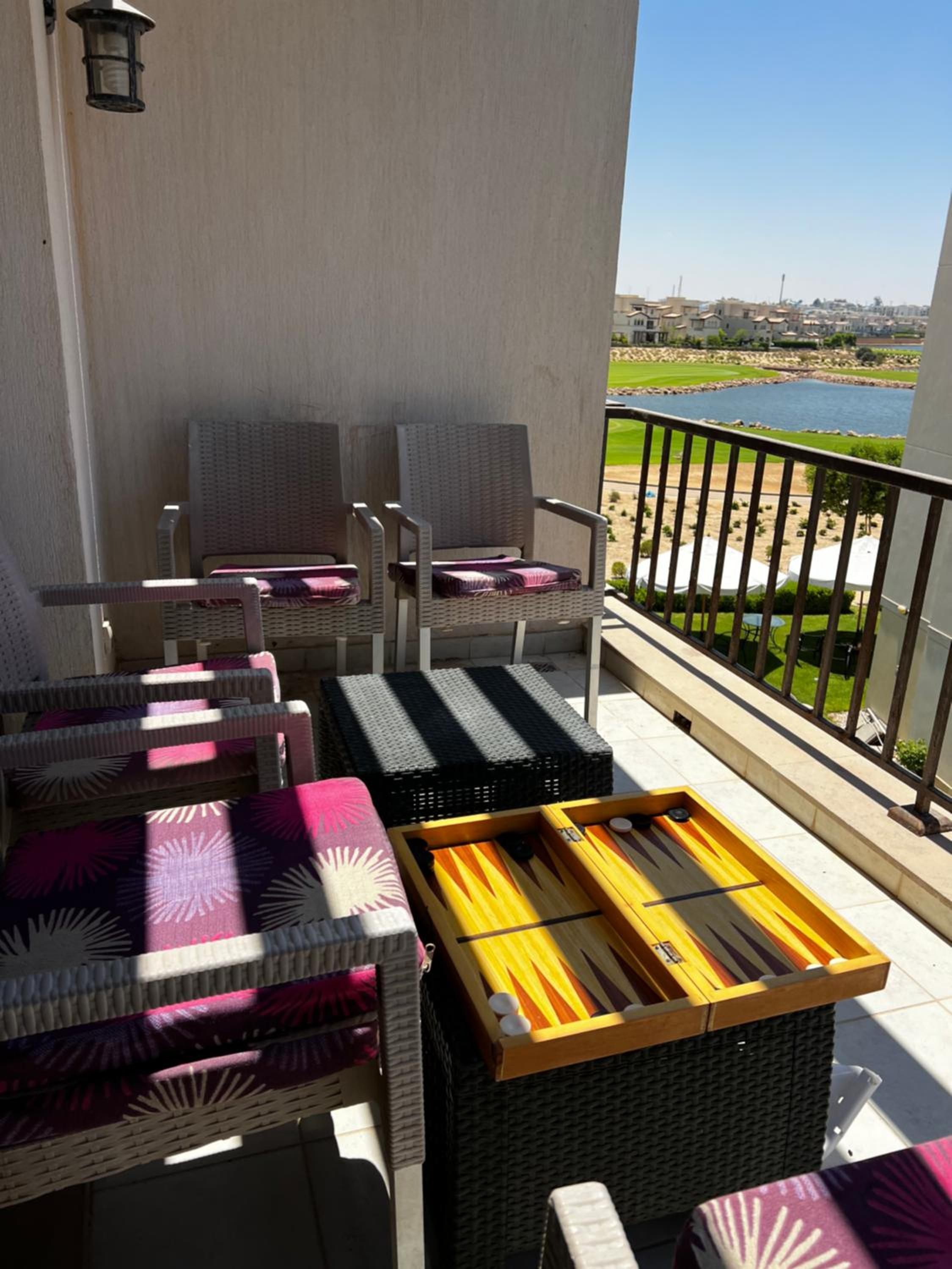 Marassi Pent house Golf View