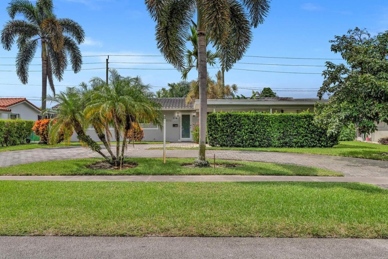 Heated Pool House Near Hollywood Beach & Casino view 5