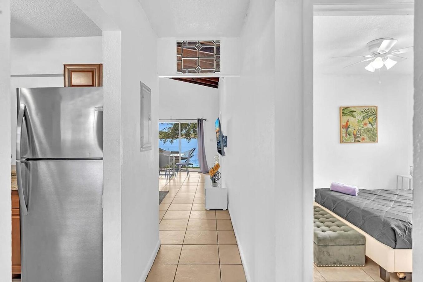 Lakeside 3 Bdrm Beach & Casino L2