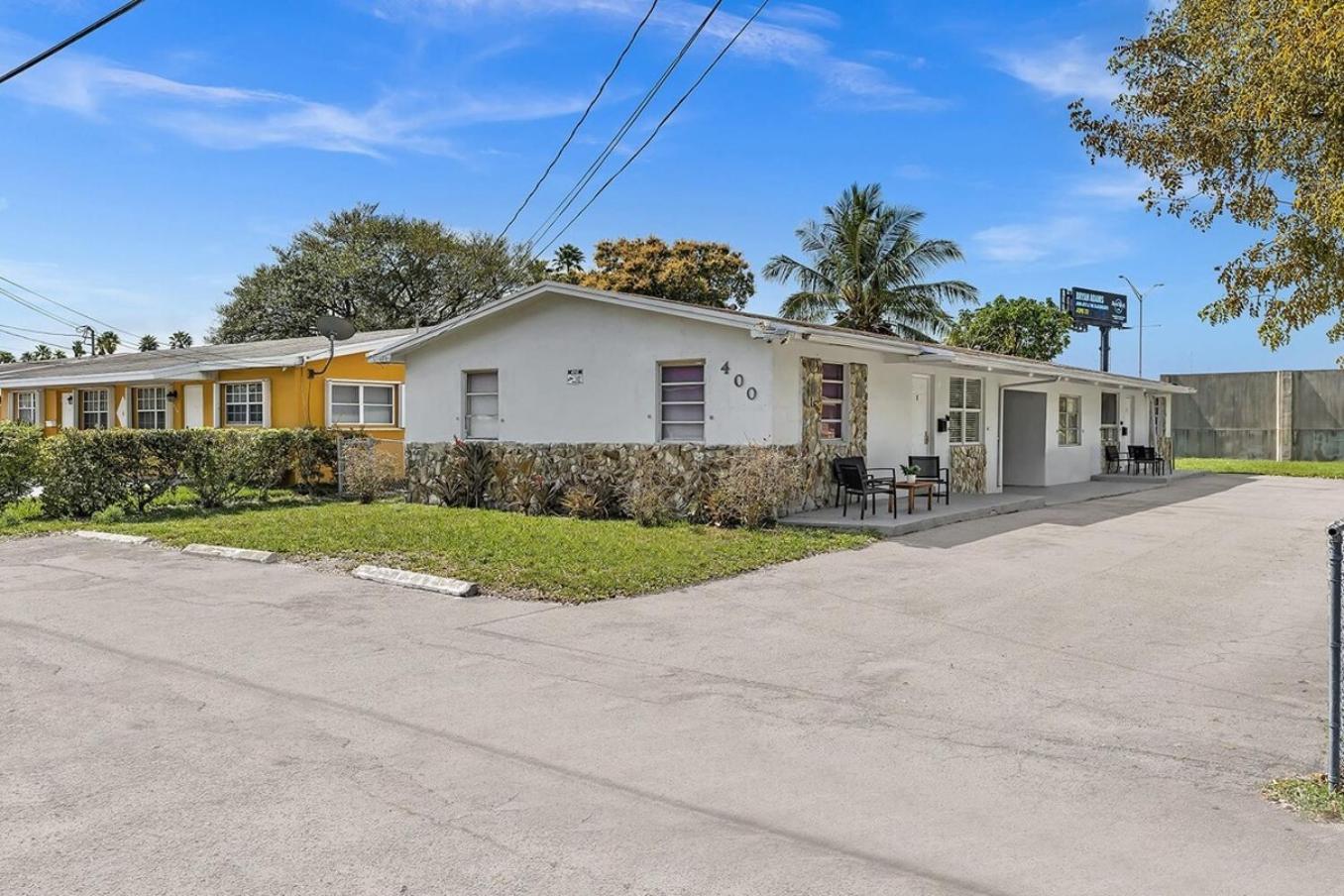 Boutique One Bdrm Close To Aventura Mall & Beach view 3