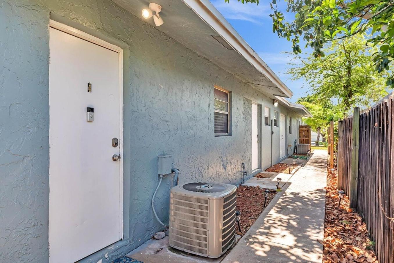 New 2 Bed Studio Close To Beach & Casino Ha04 view 5