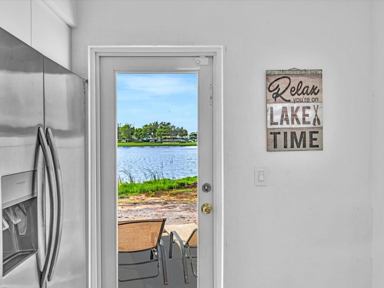2BR Lakeside Getaway - Peaceful Waterfront Stay 4