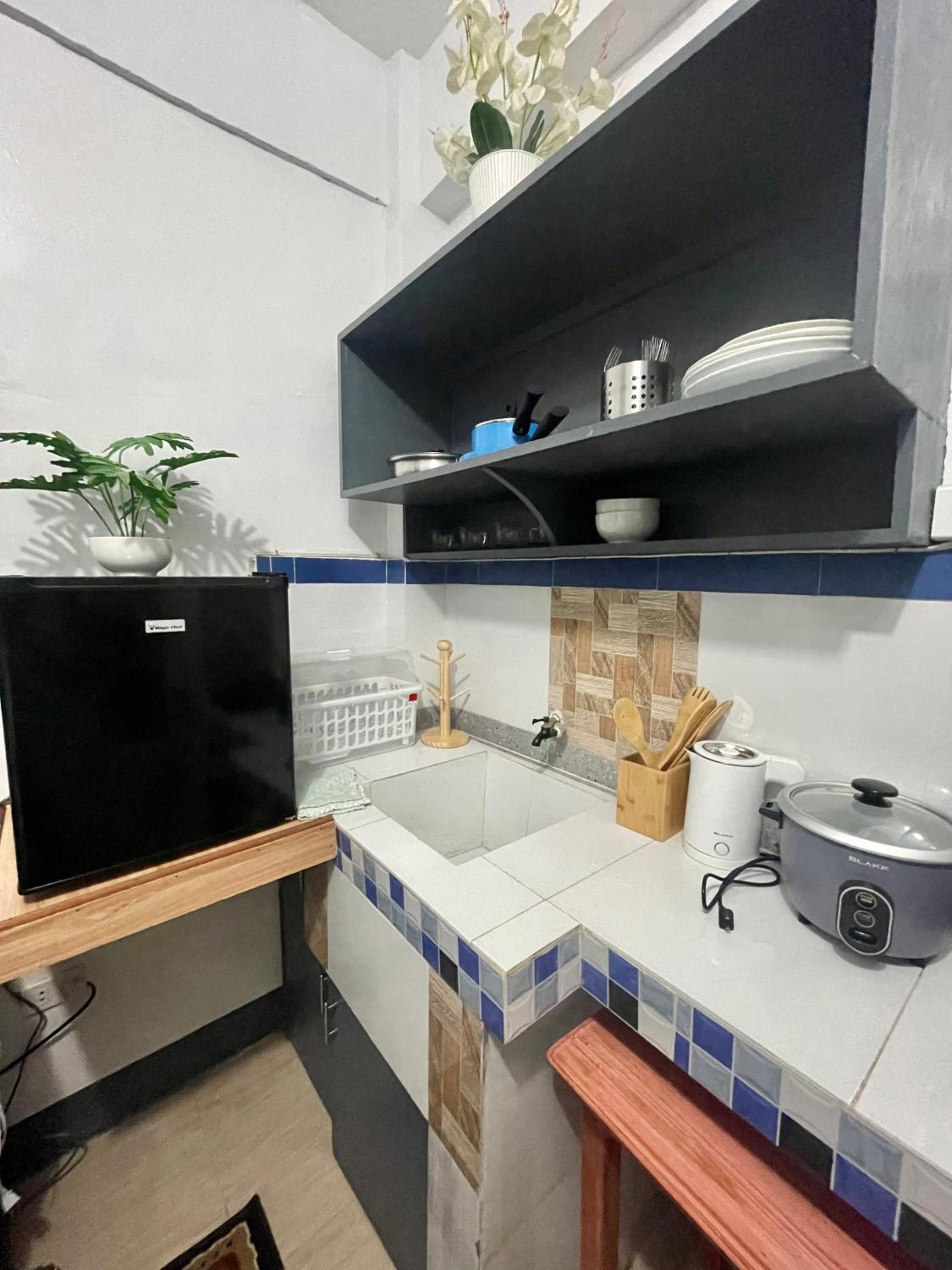 Comfy Stay with Wifi Netflix Kitchen Free Parking at Sonia's Island Stay