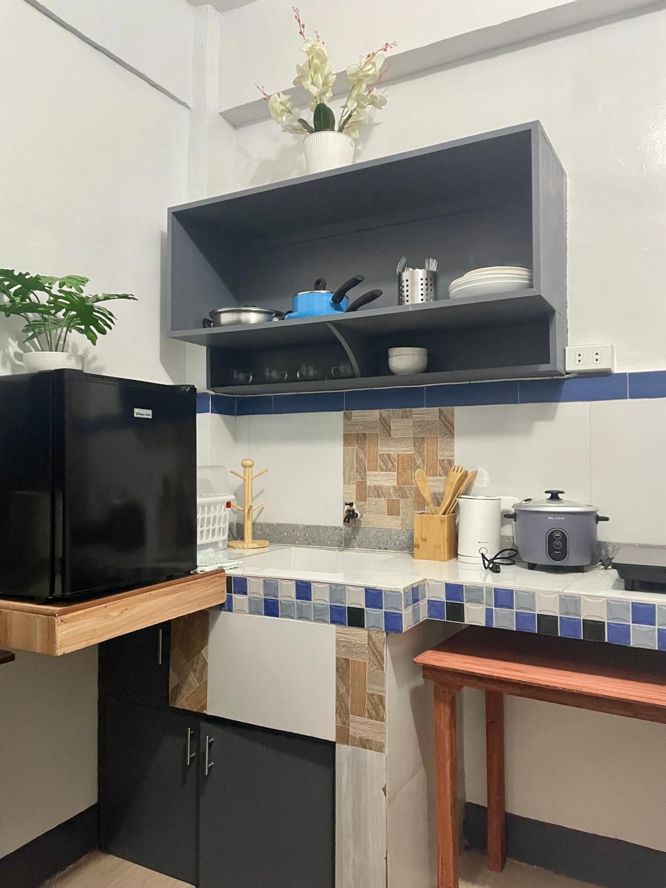 Comfy Stay with Wifi Netflix Kitchen Free Parking at Sonia's Island Stay