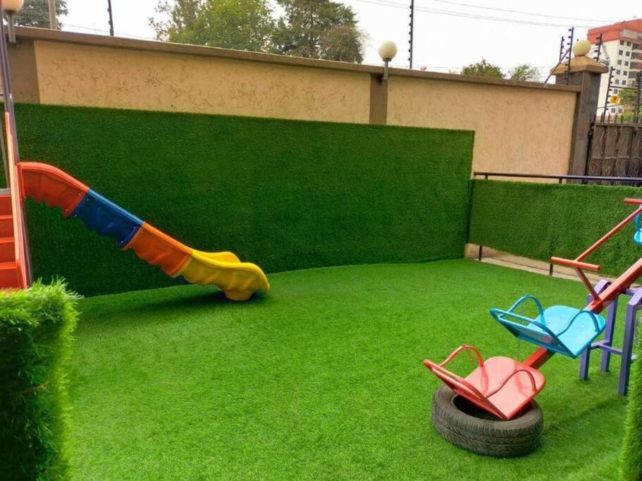 Serenity 2br near Yaya center, kilimani Nairobi view 3