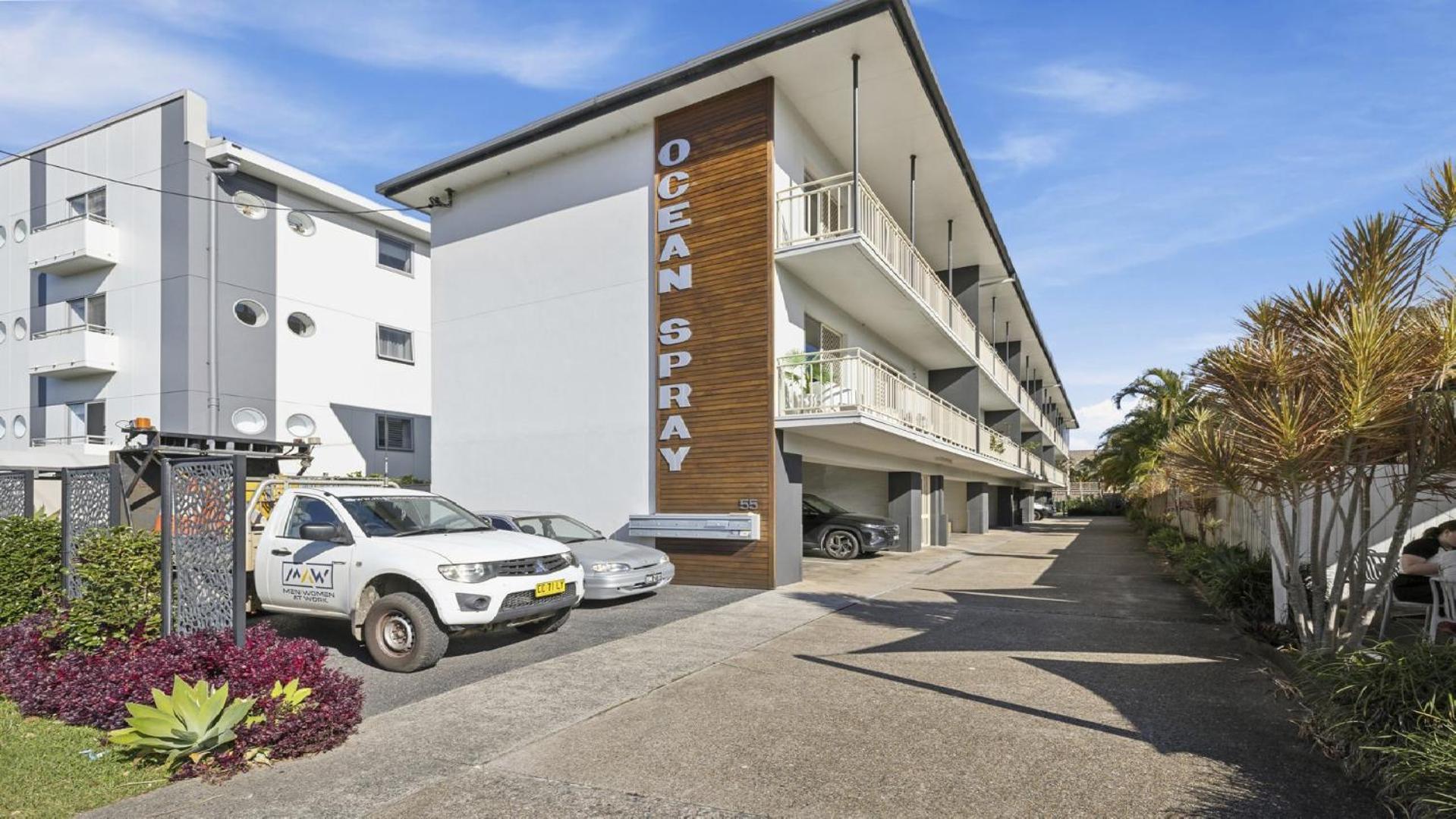 Ocean Echoes Coffs Harbour- Short walk to the beach, Cafes and clubs!