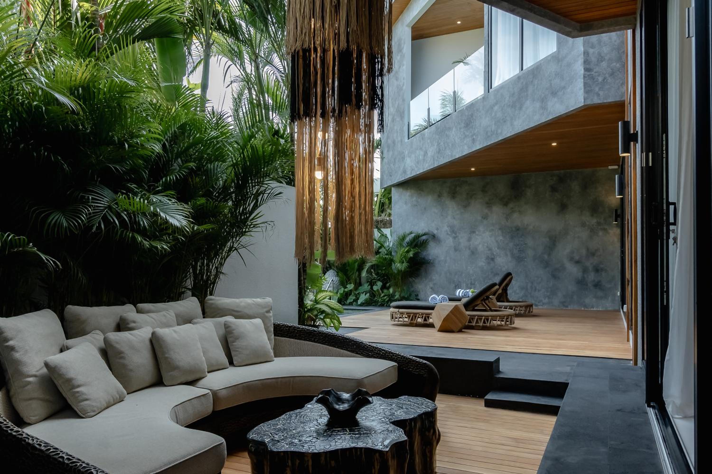 AMO Residences
