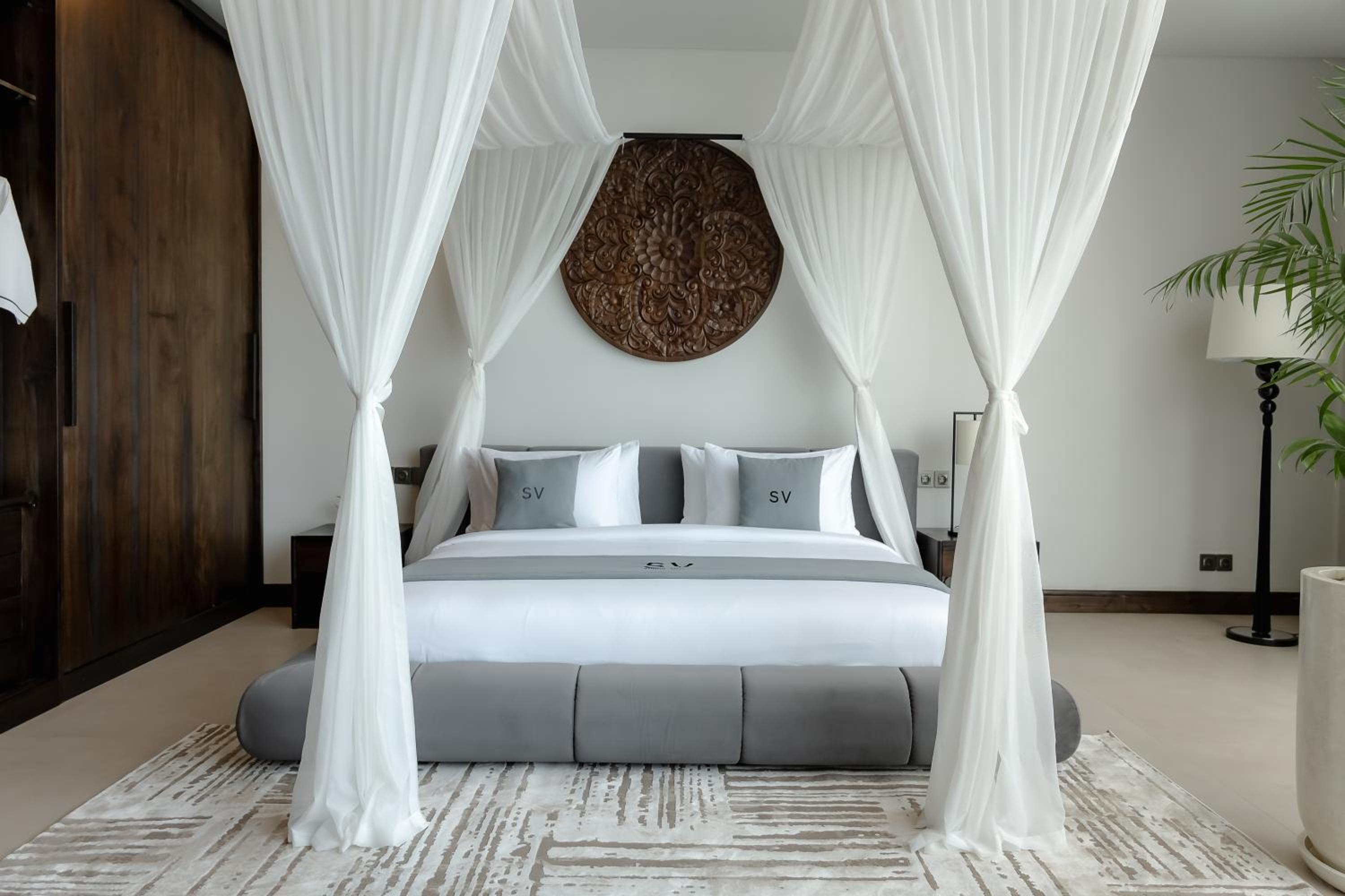 AMO Residences