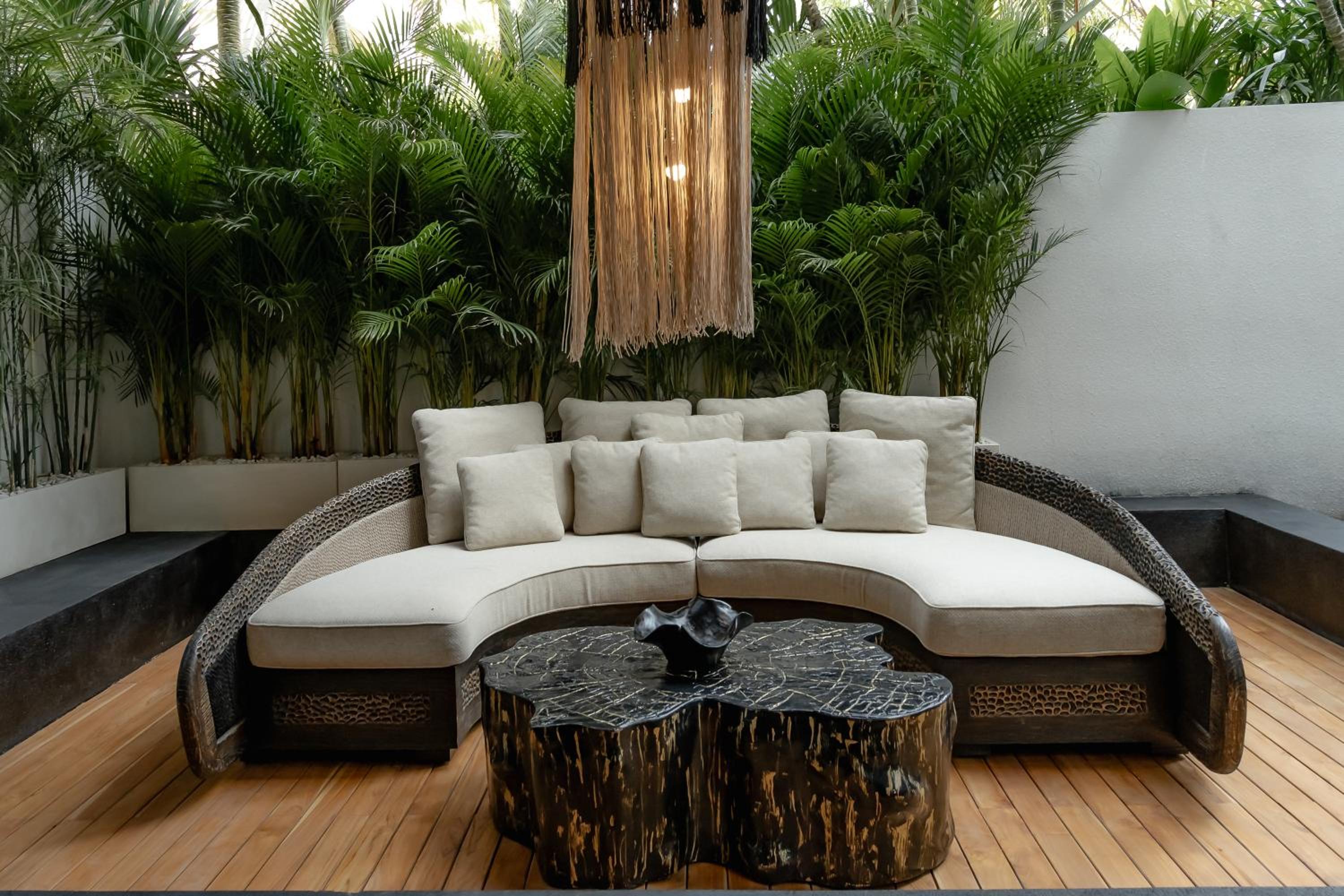 AMO Residences