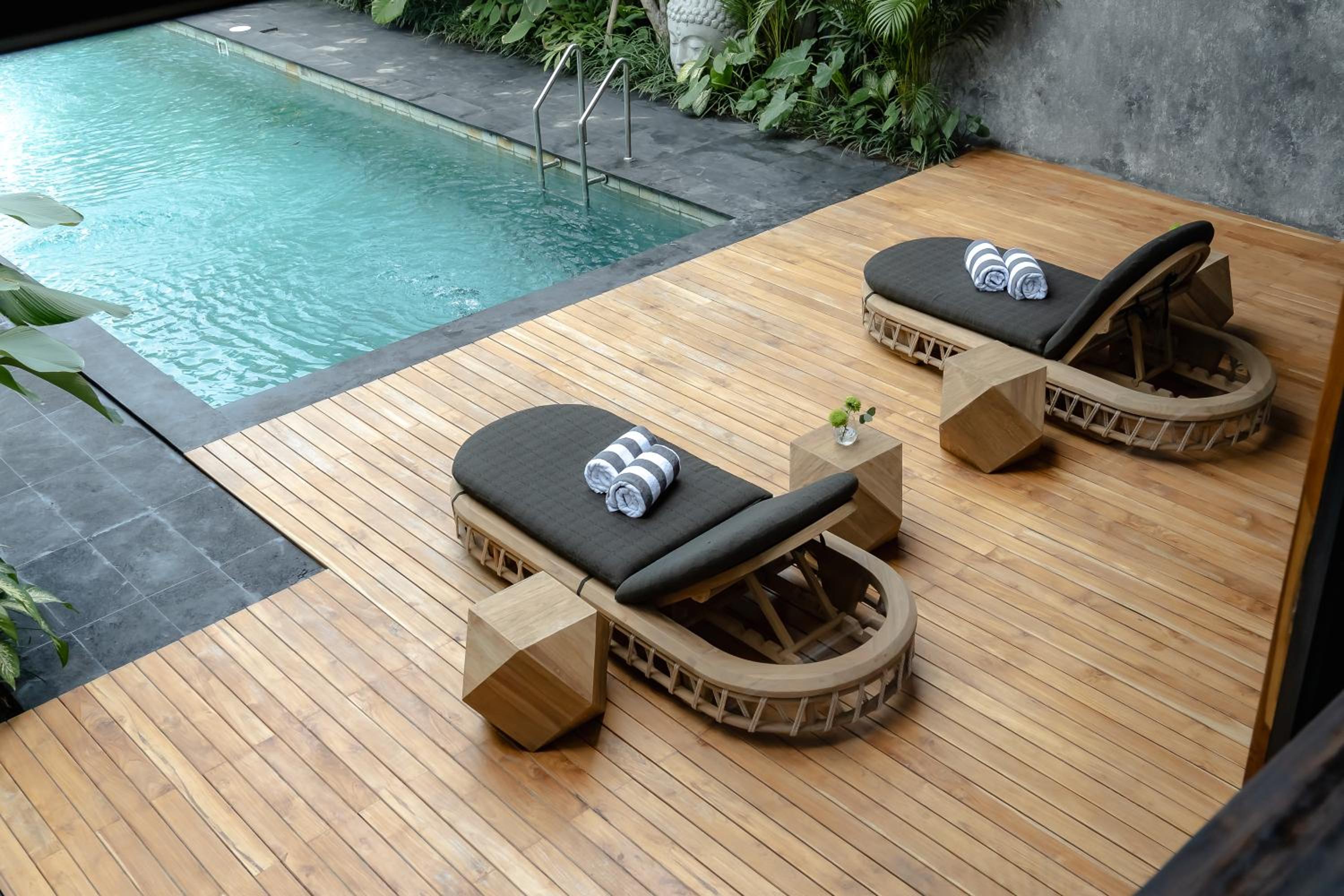 AMO Residences