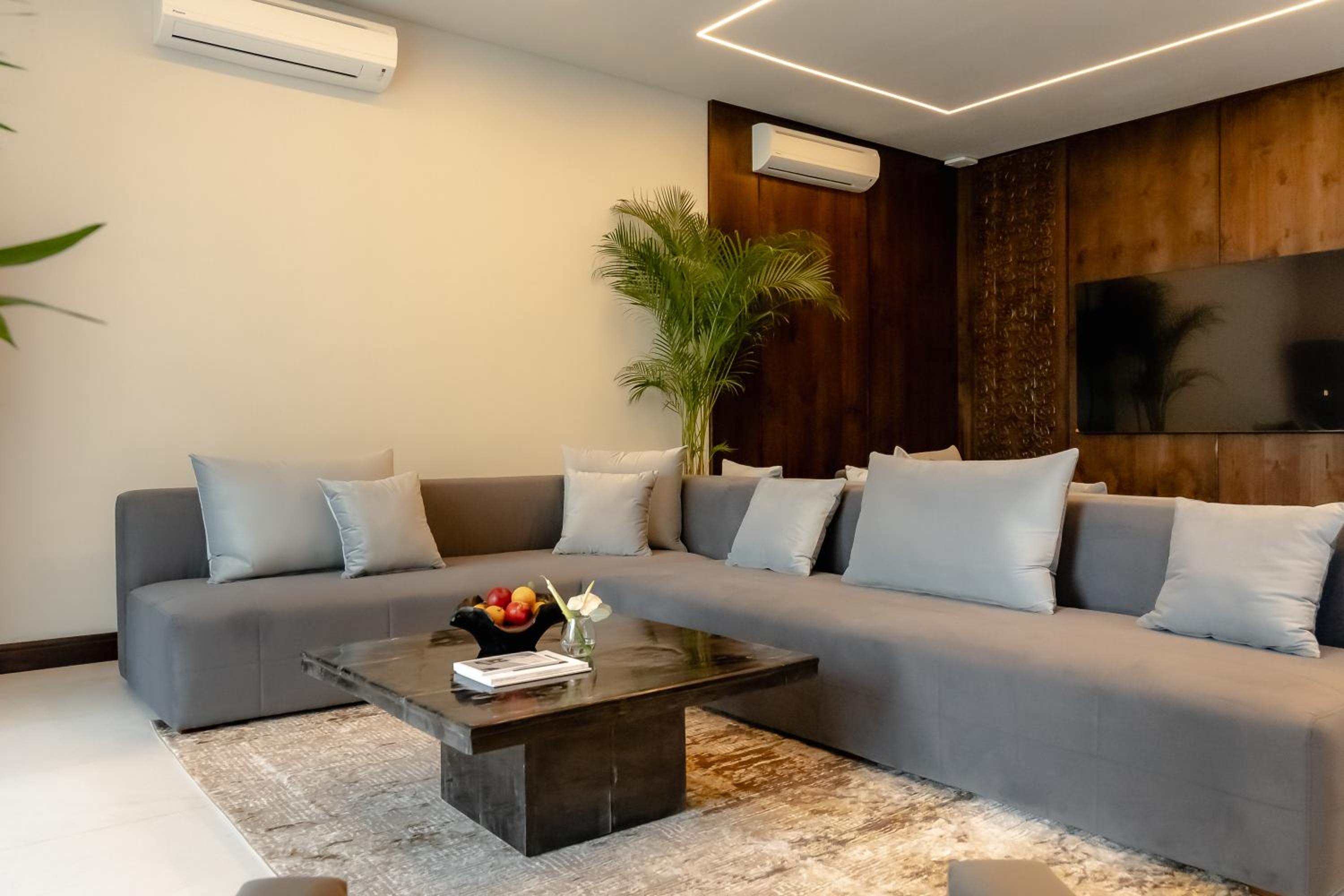 AMO Residences