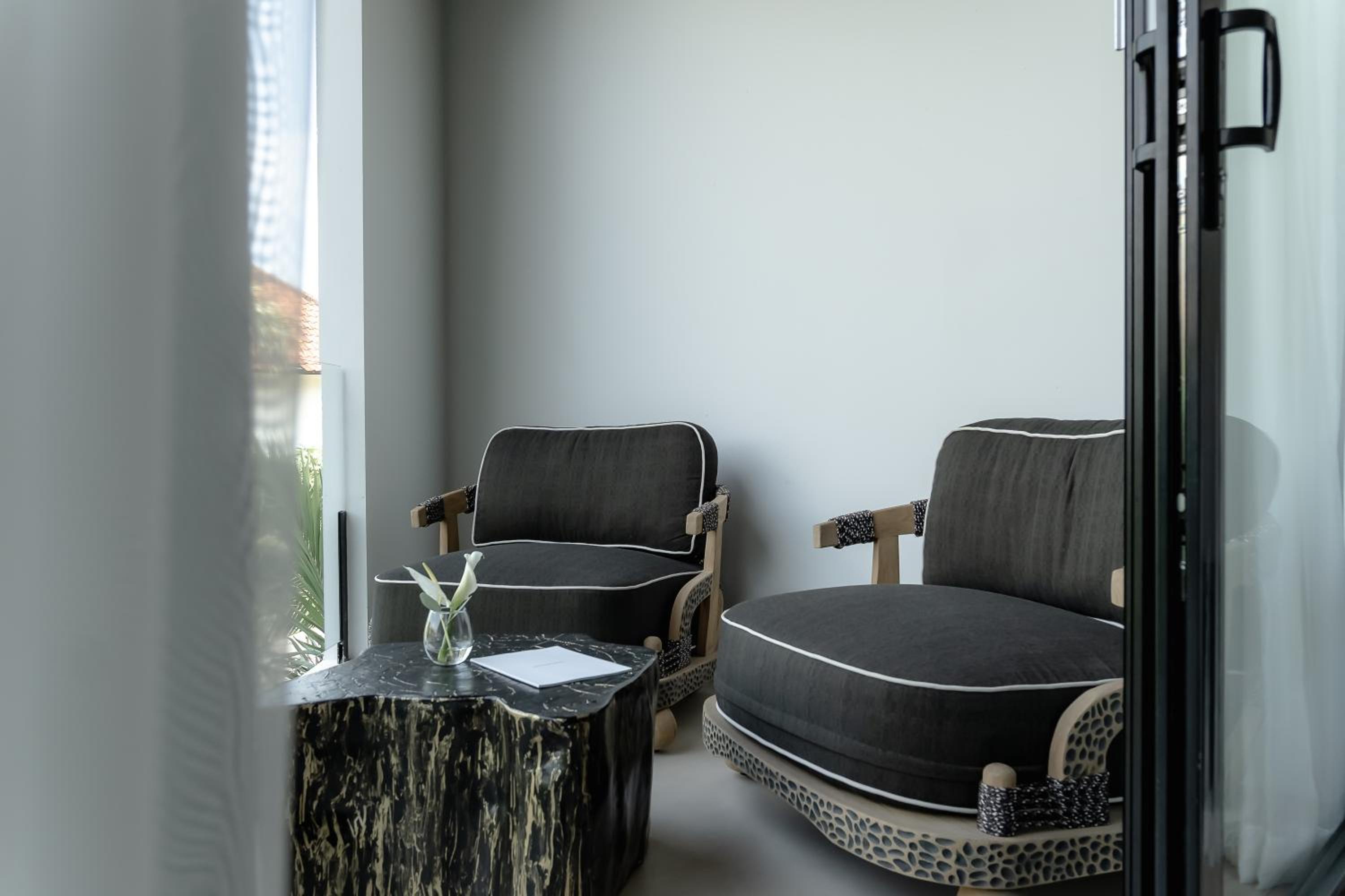 AMO Residences