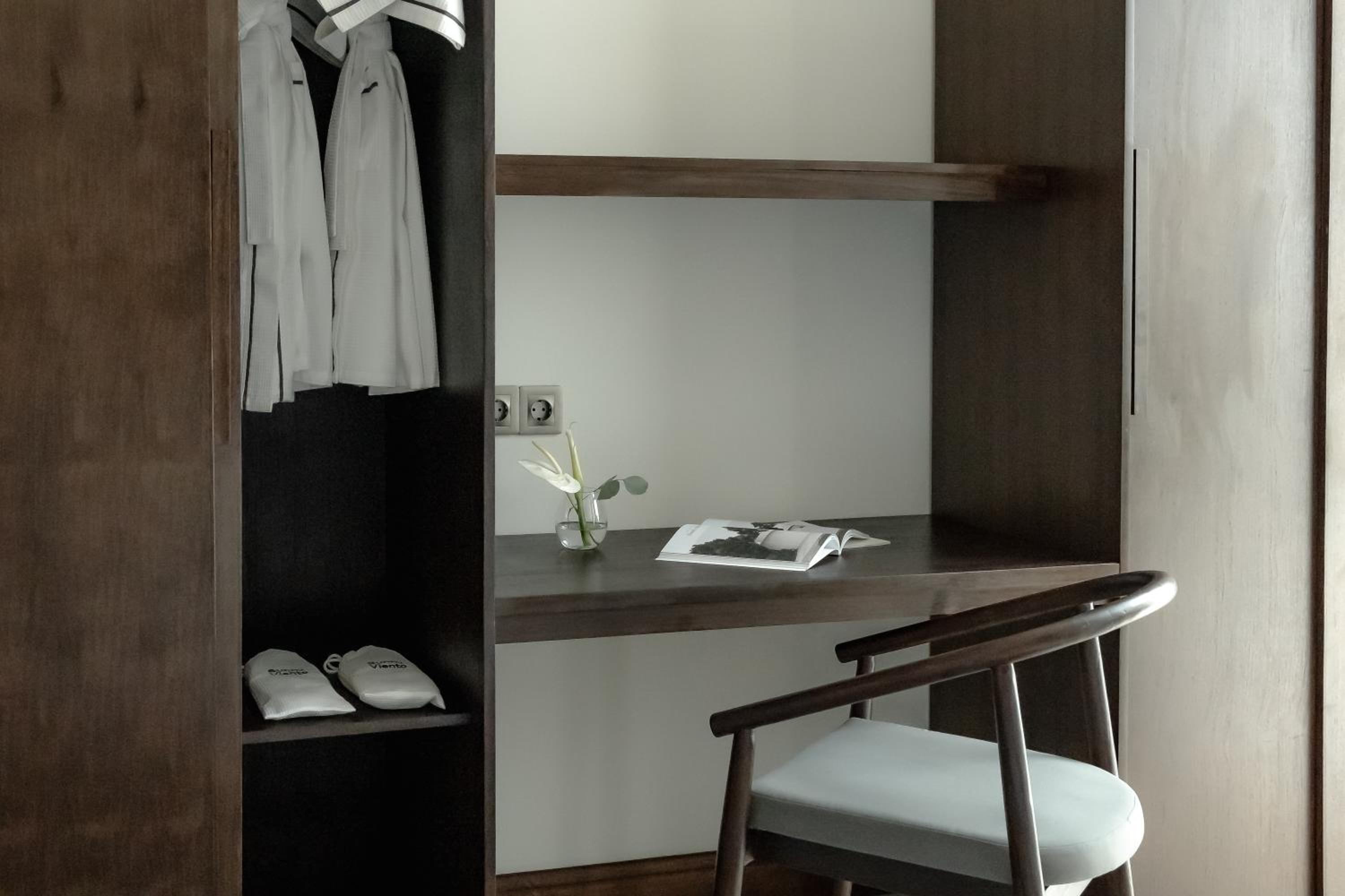 AMO Residences
