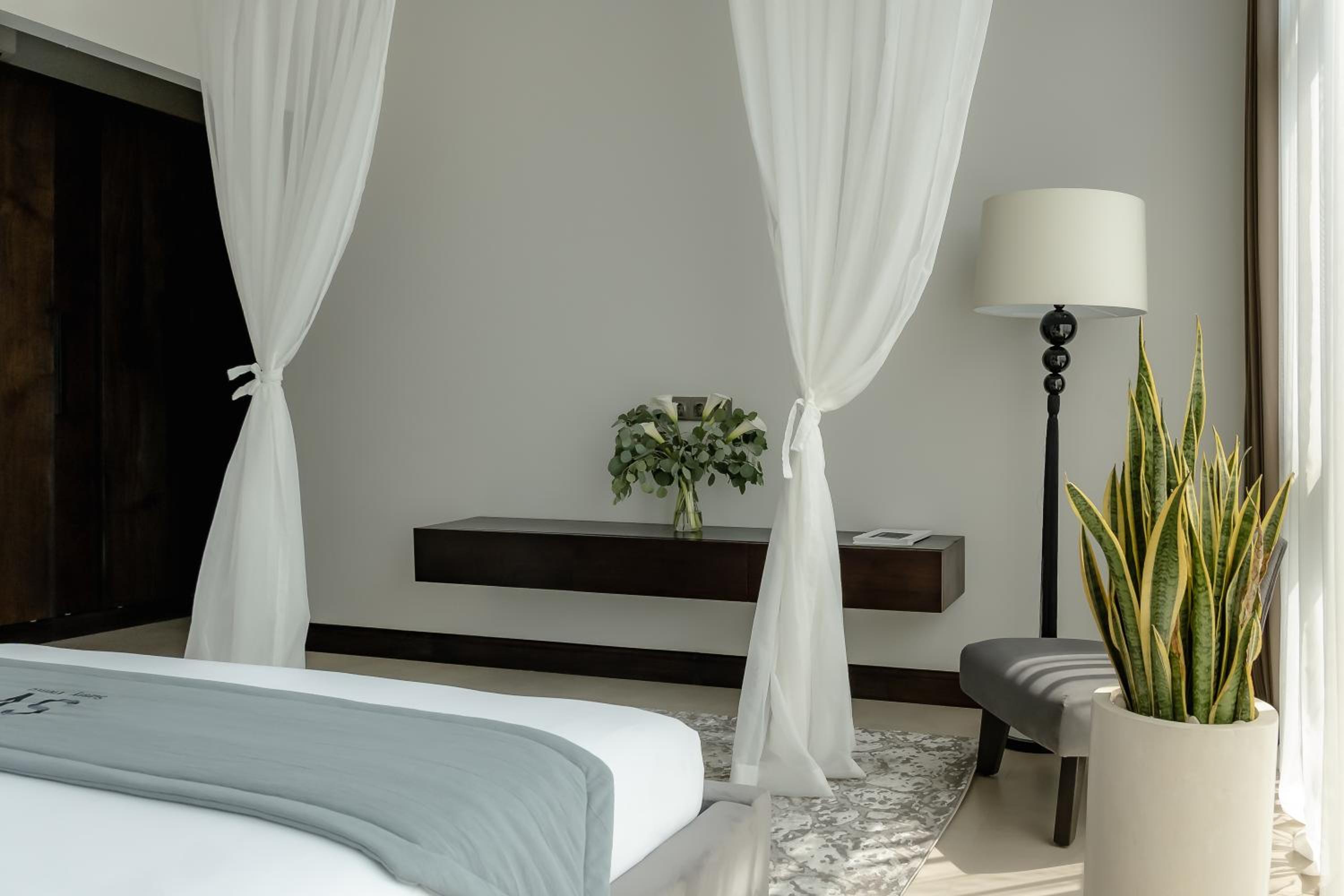 AMO Residences