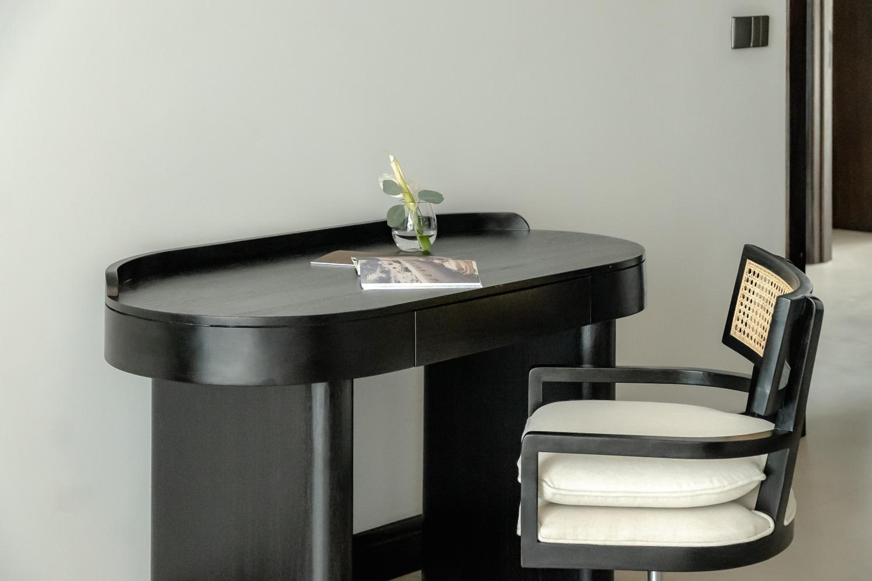 AMO Residences