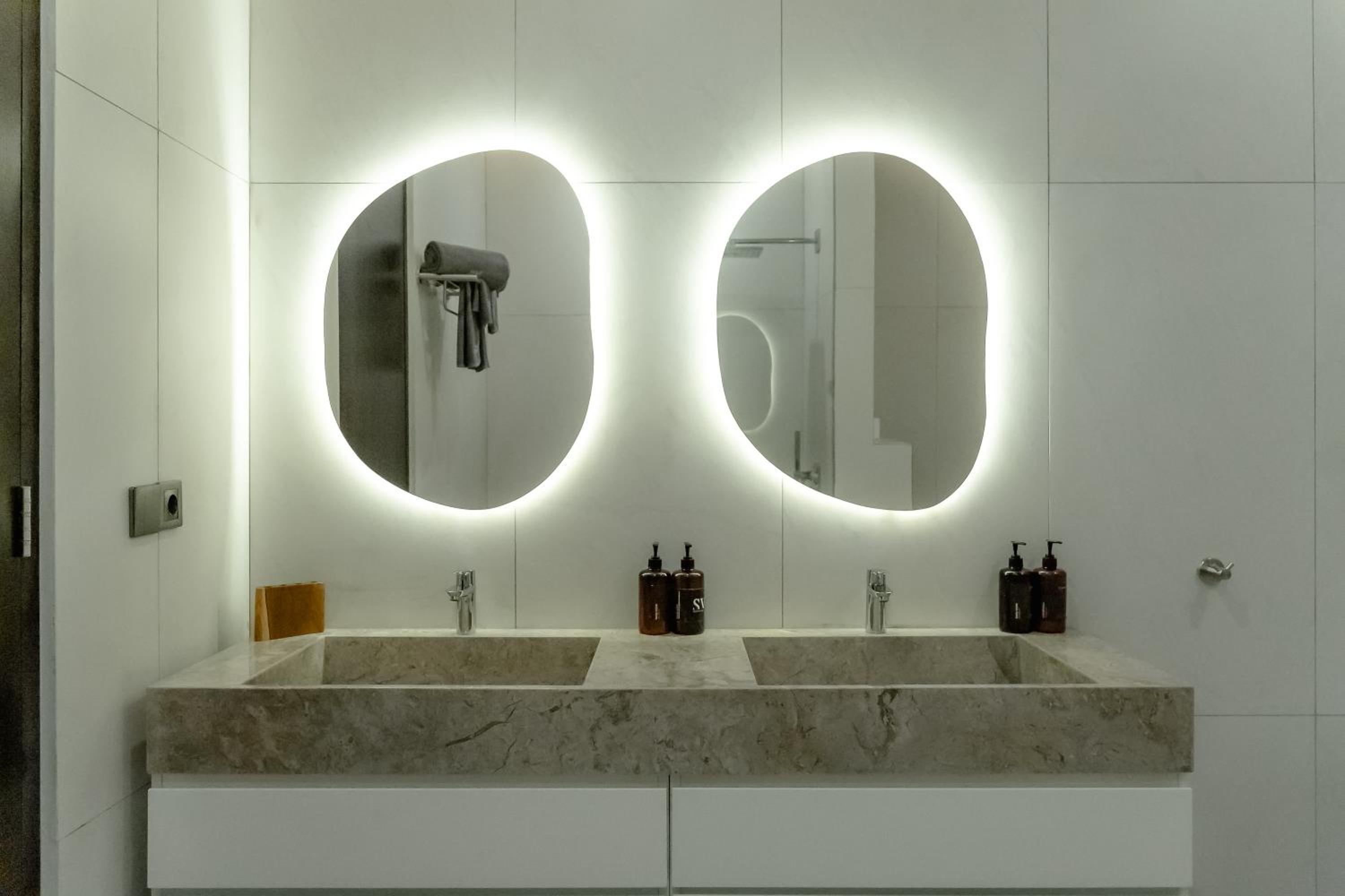 AMO Residences