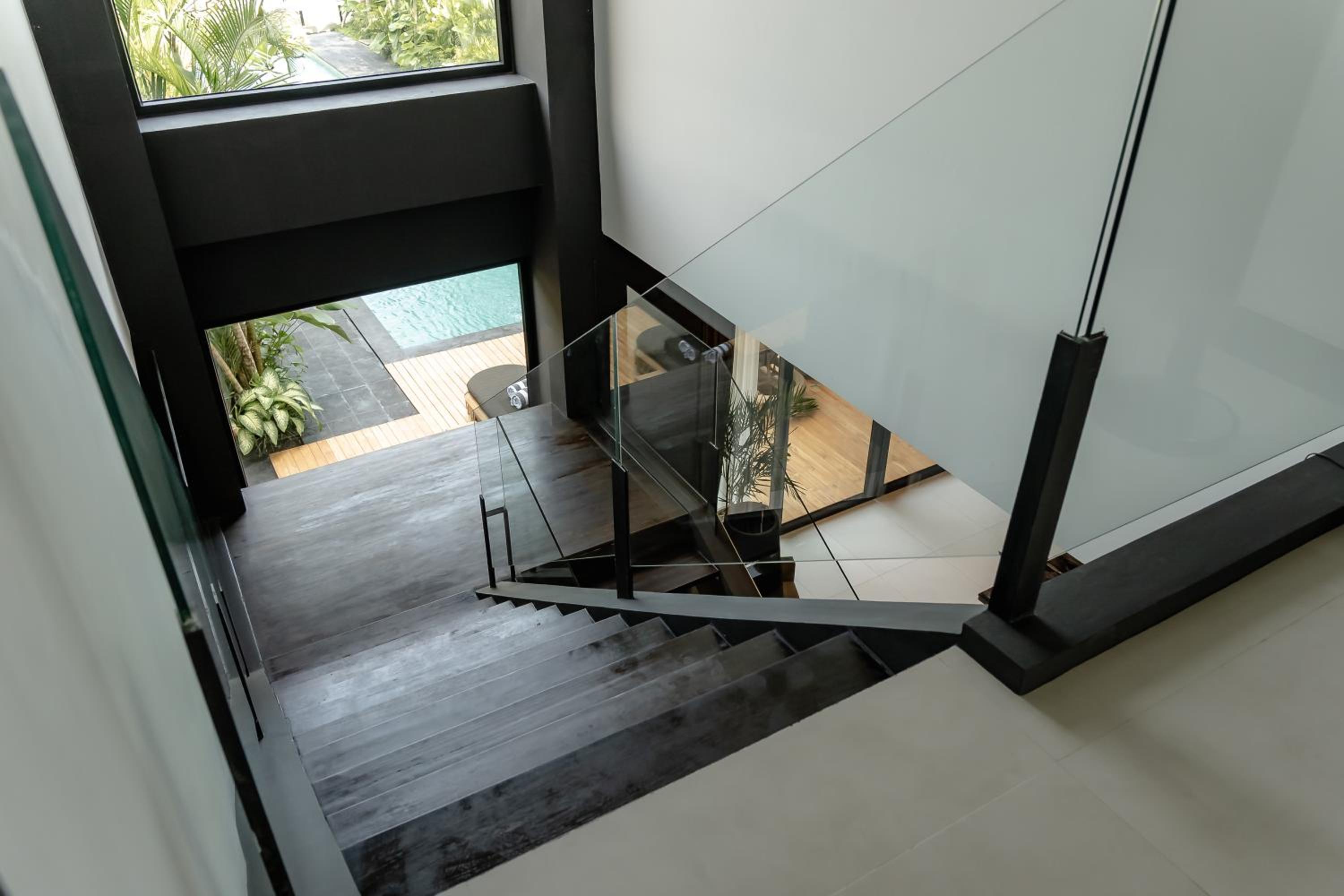 AMO Residences