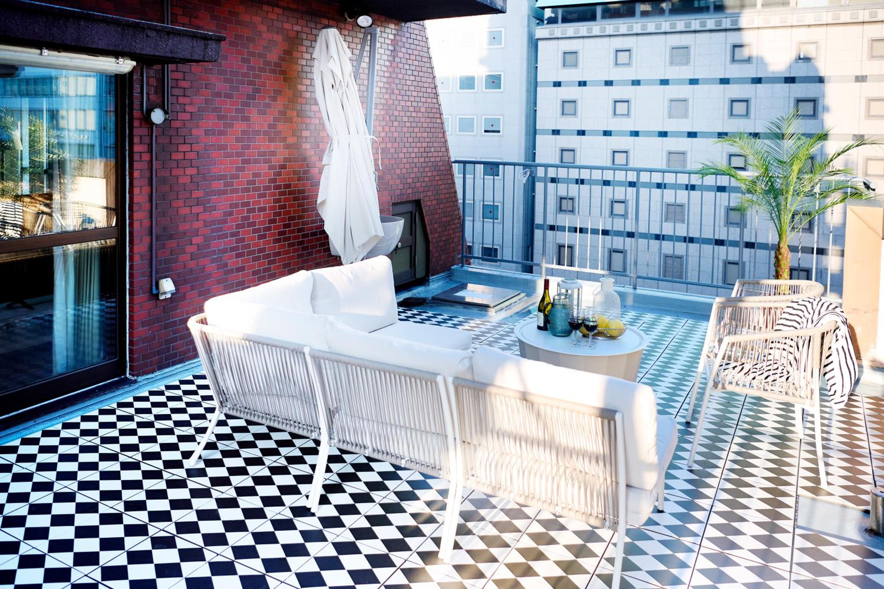 balance & terrace