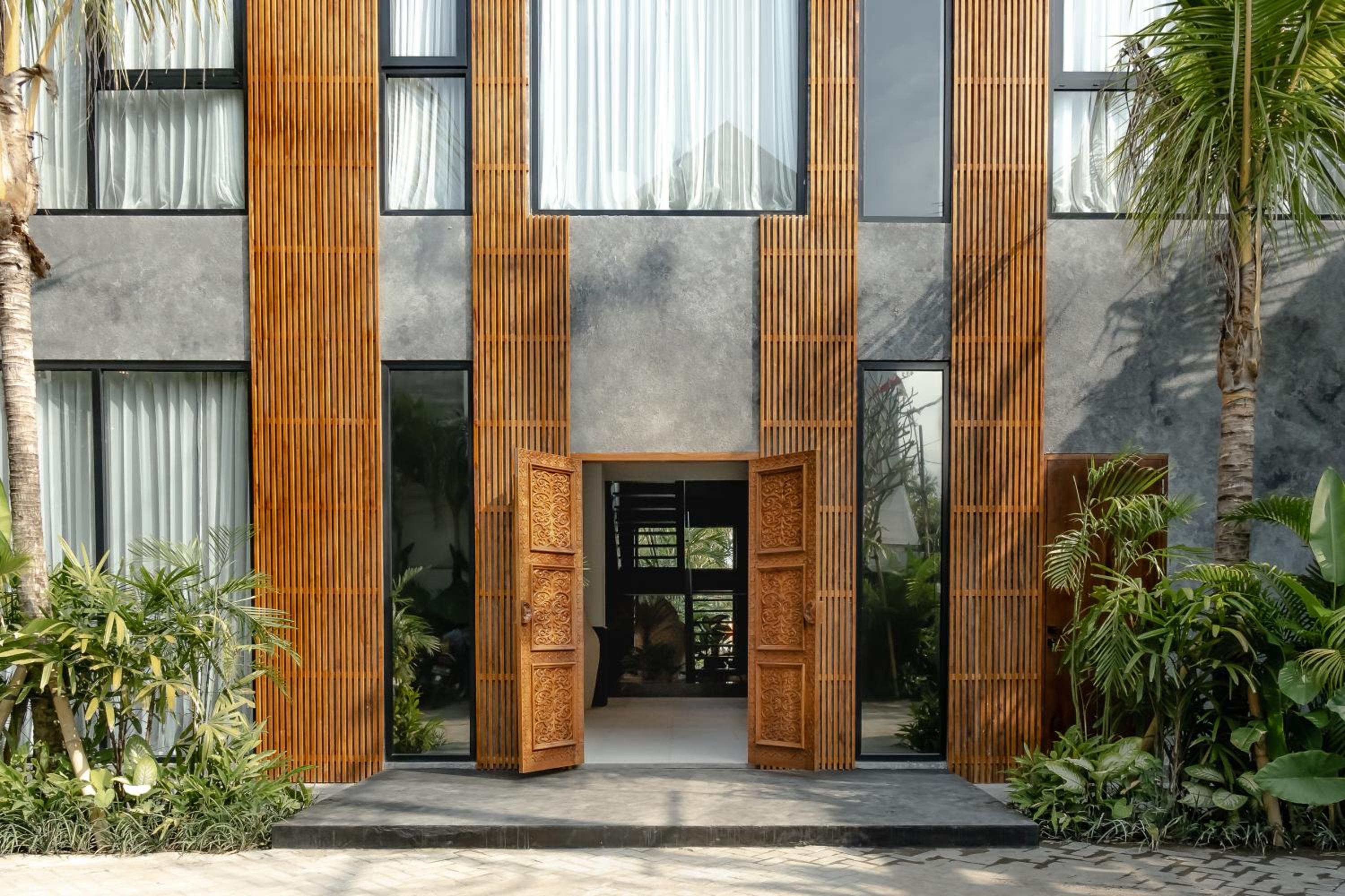AMO Residences