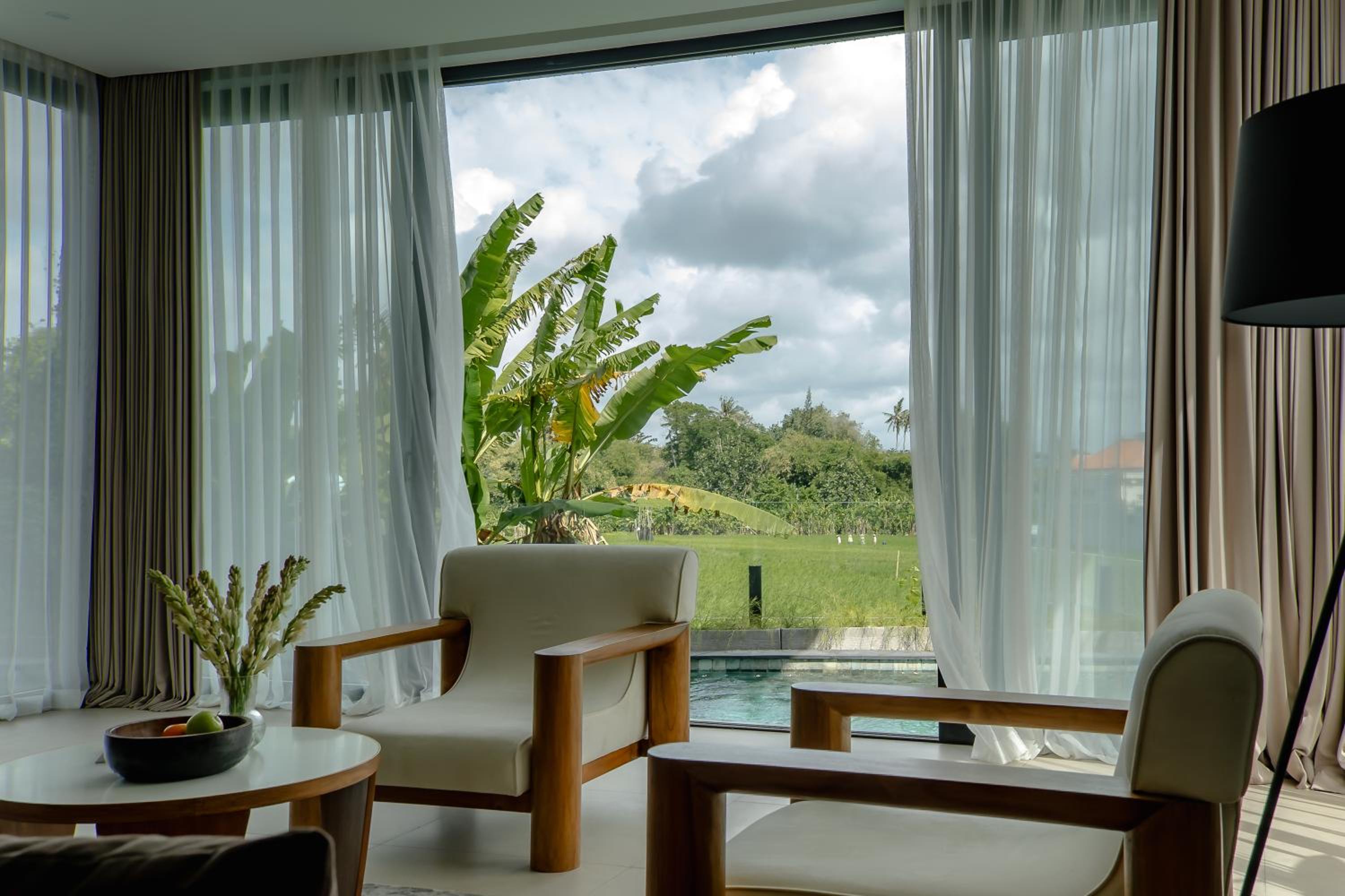 AMO Residences