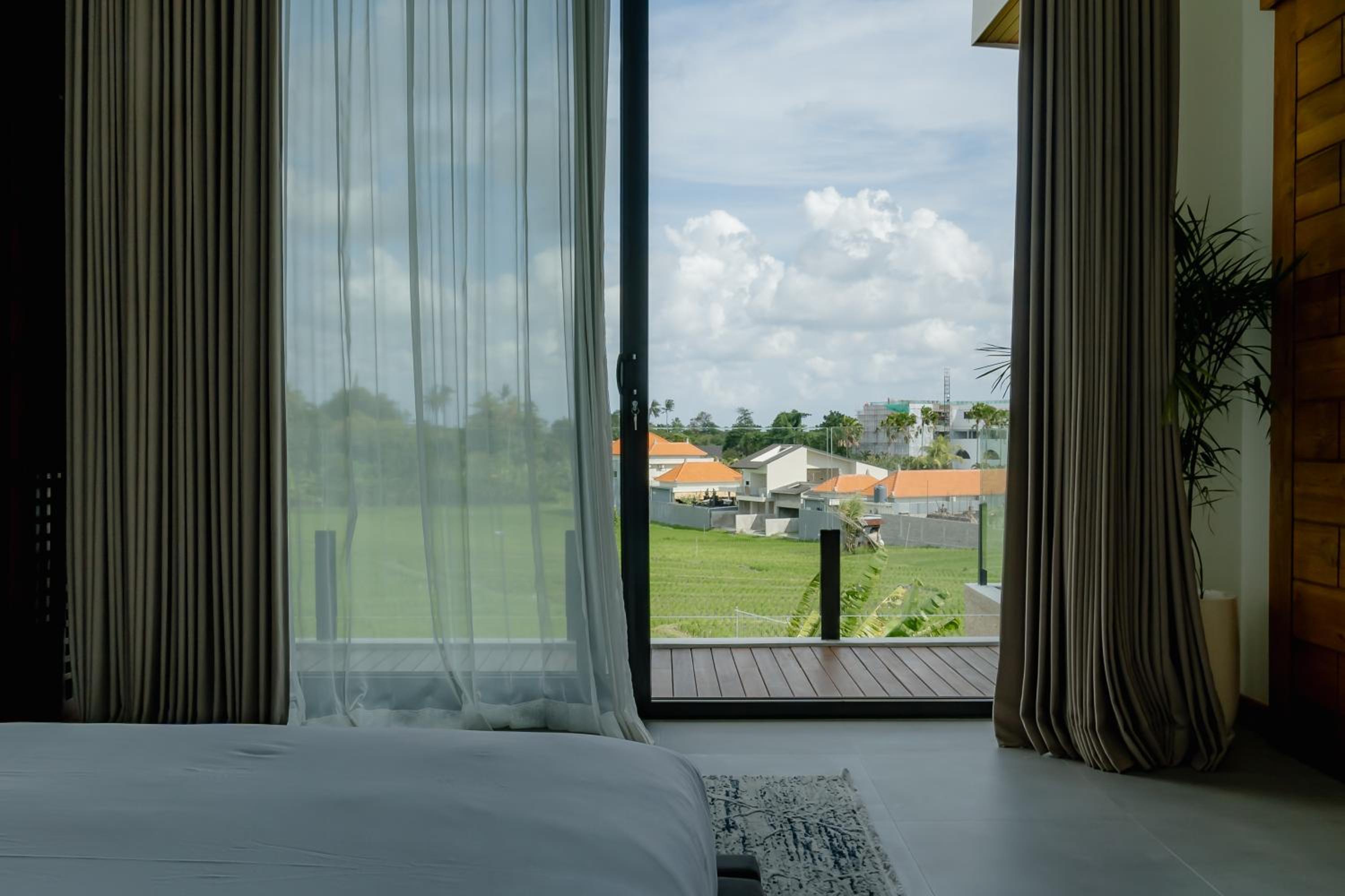 AMO Residences