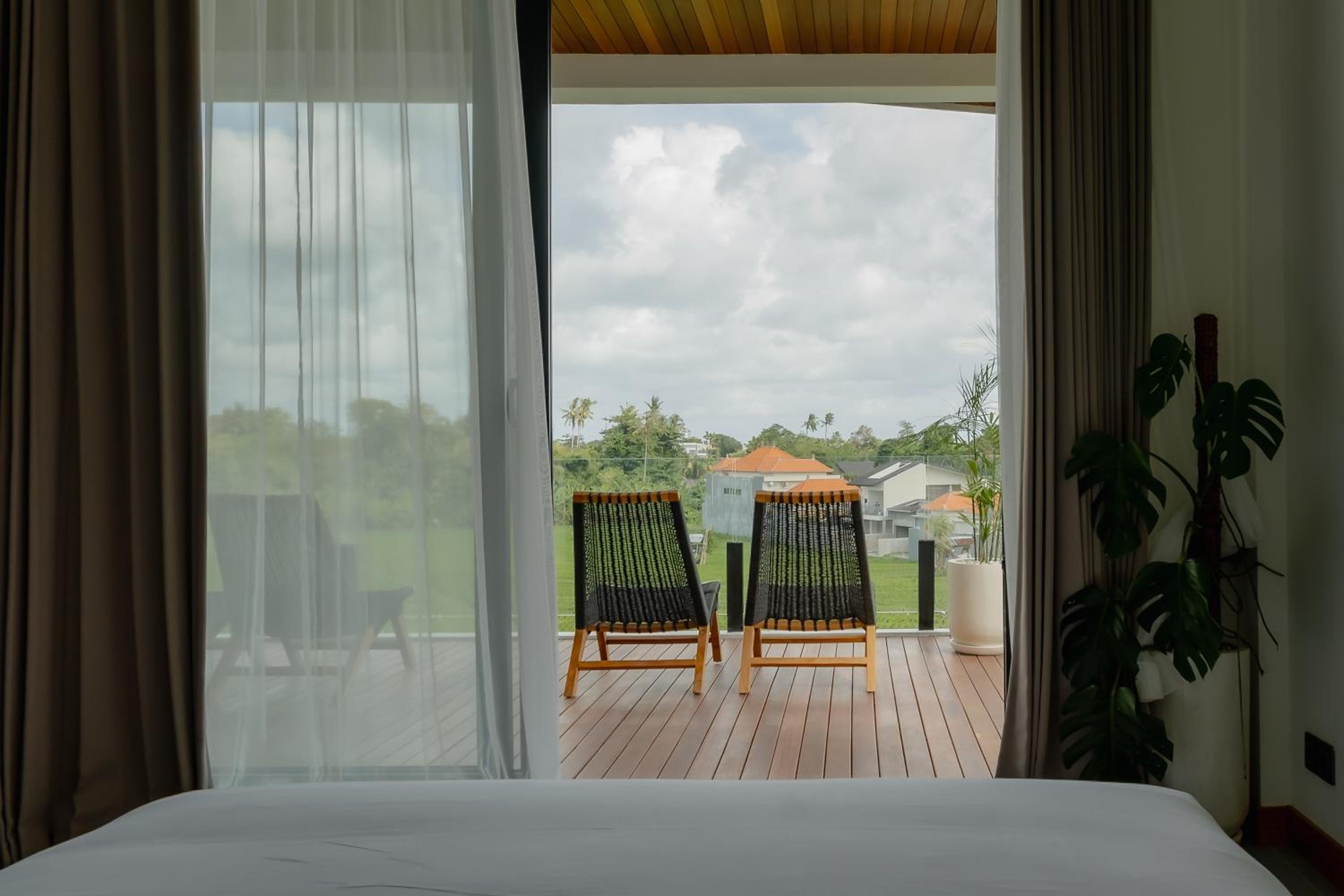 AMO Residences