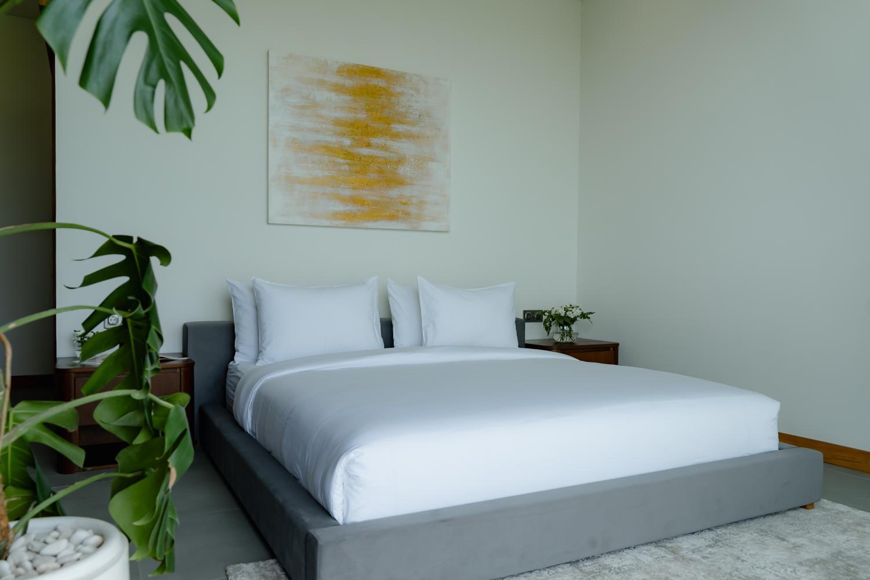 AMO Residences