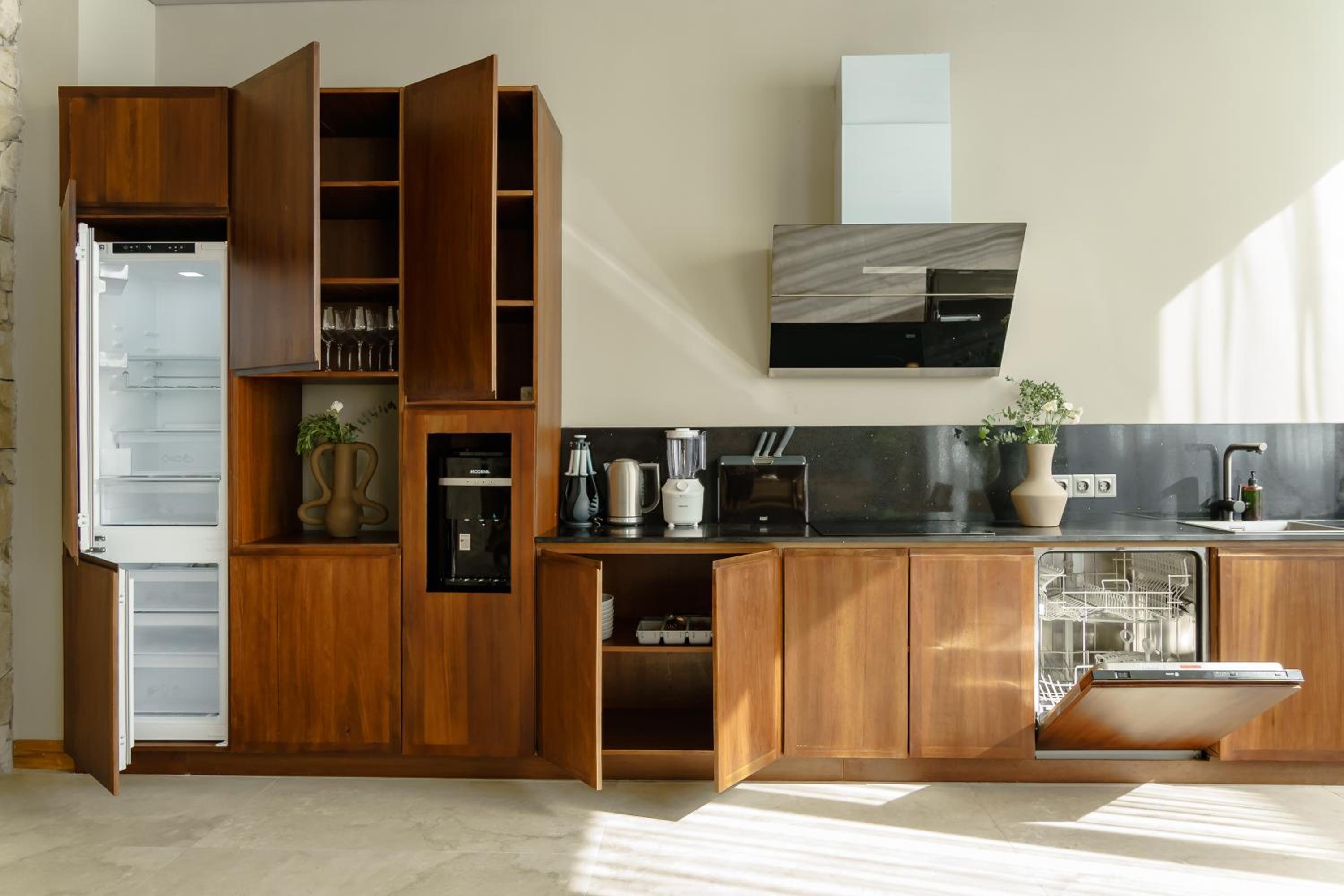 AMO Residences