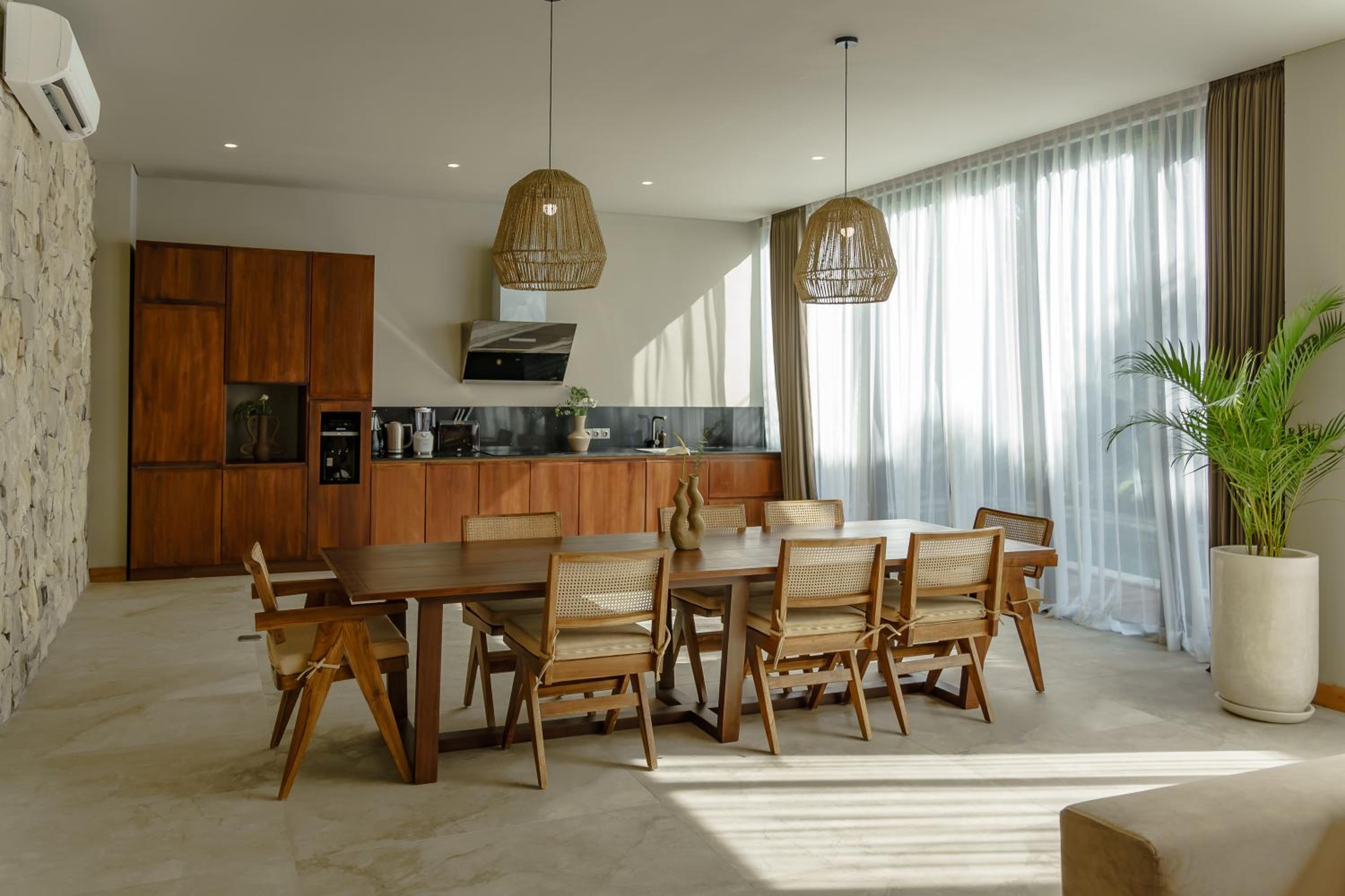 AMO Residences