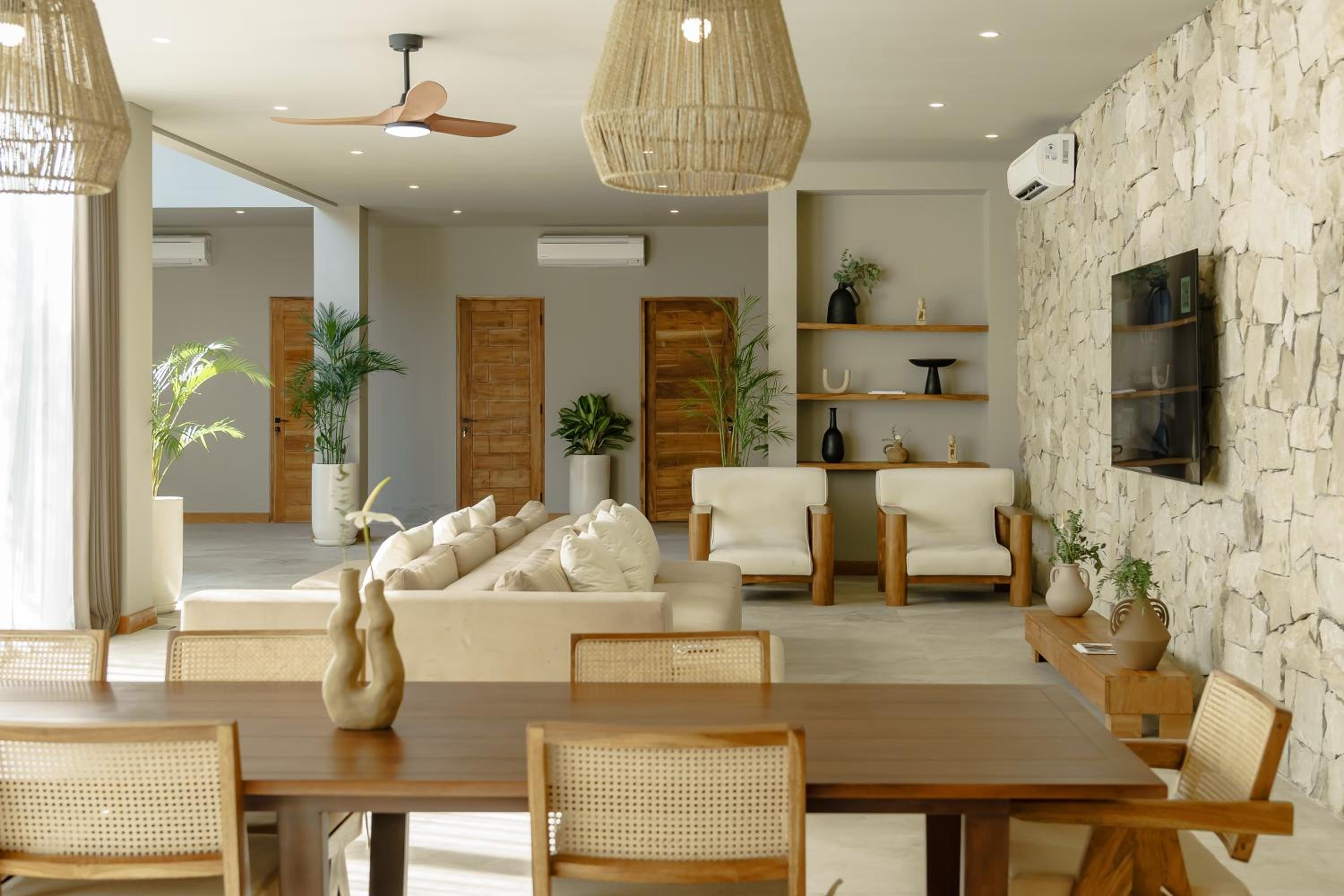AMO Residences