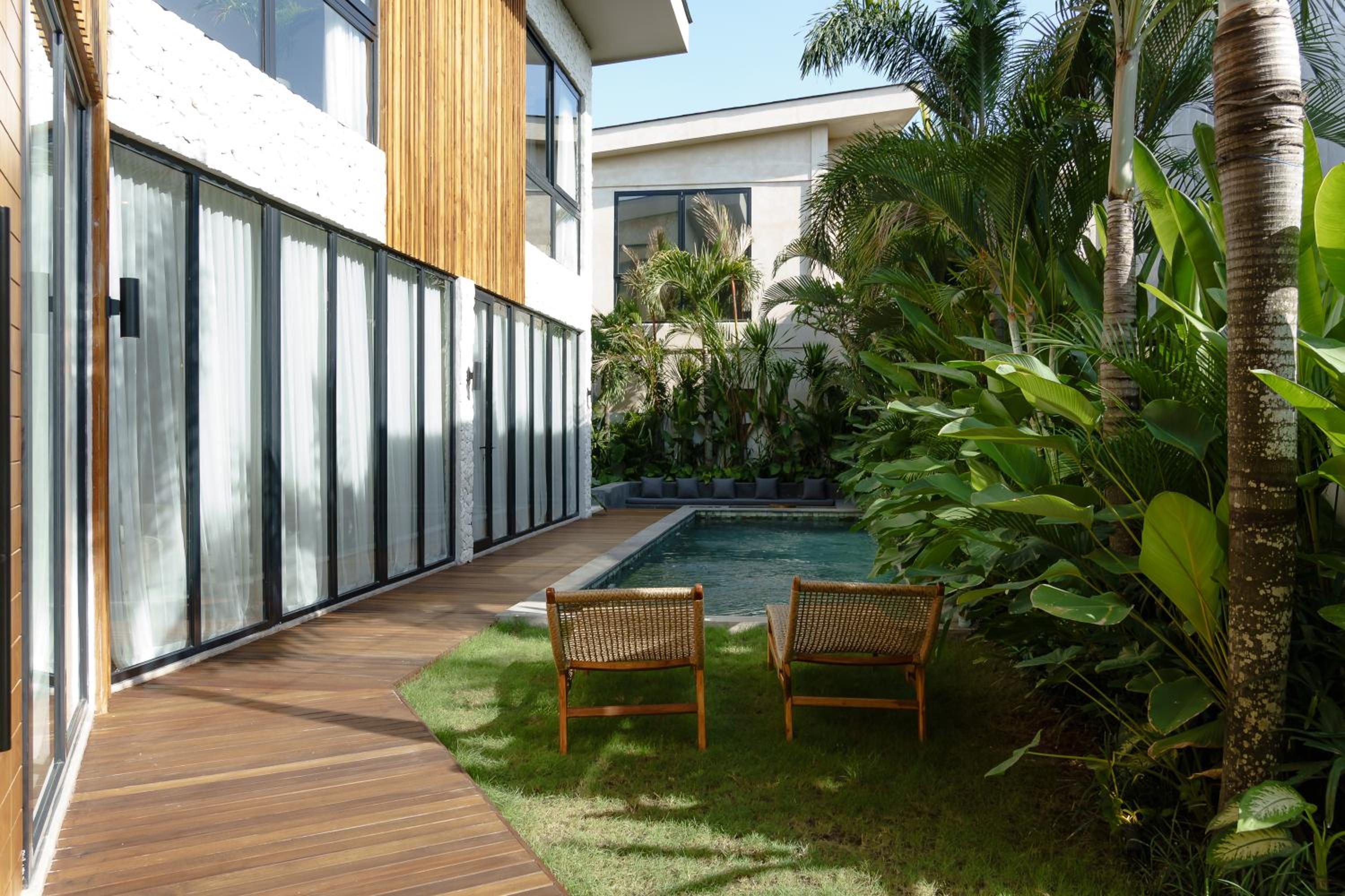 AMO Residences