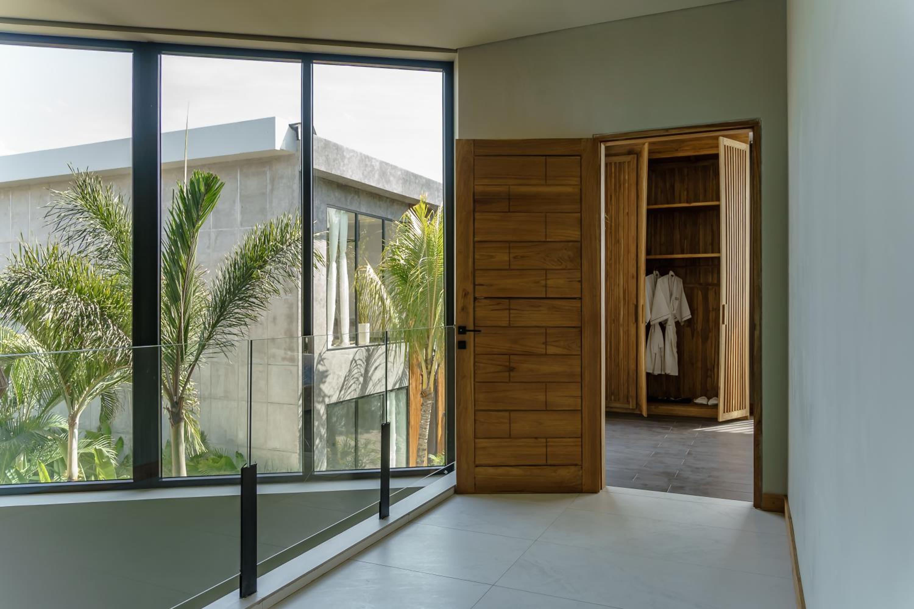 AMO Residences