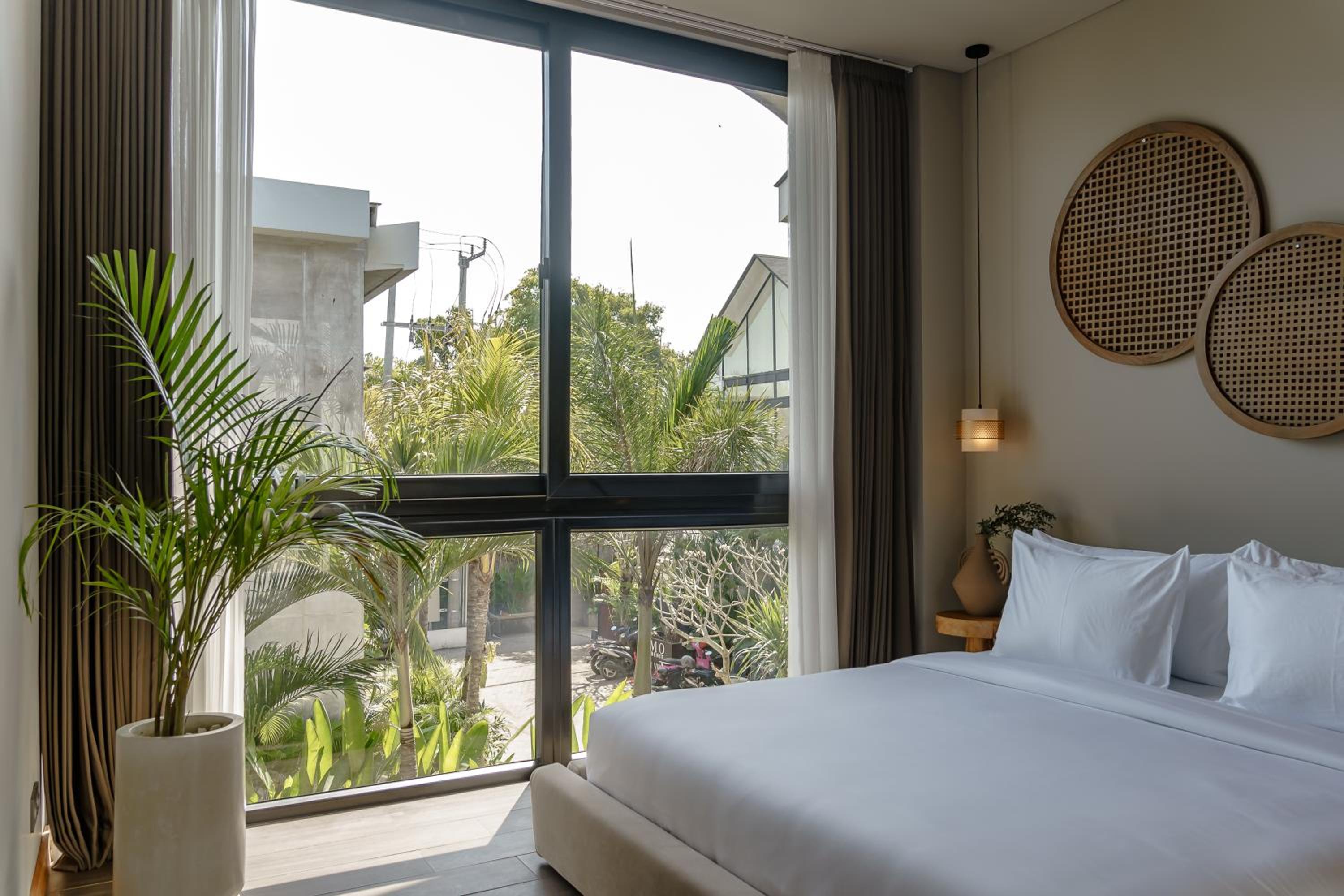 AMO Residences