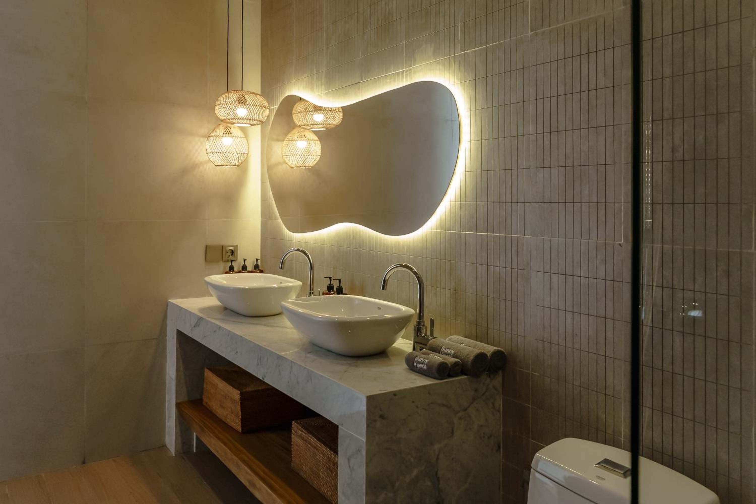 AMO Residences