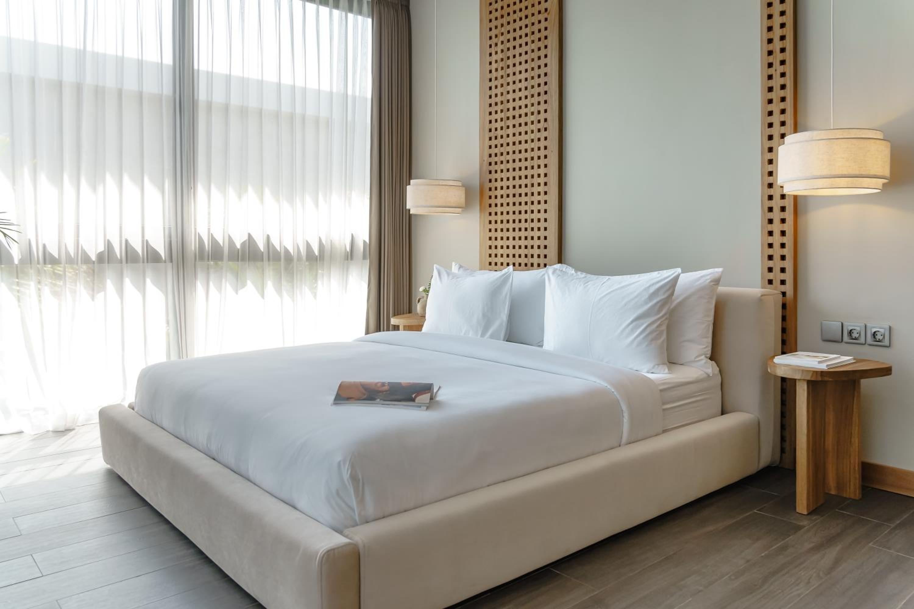 AMO Residences