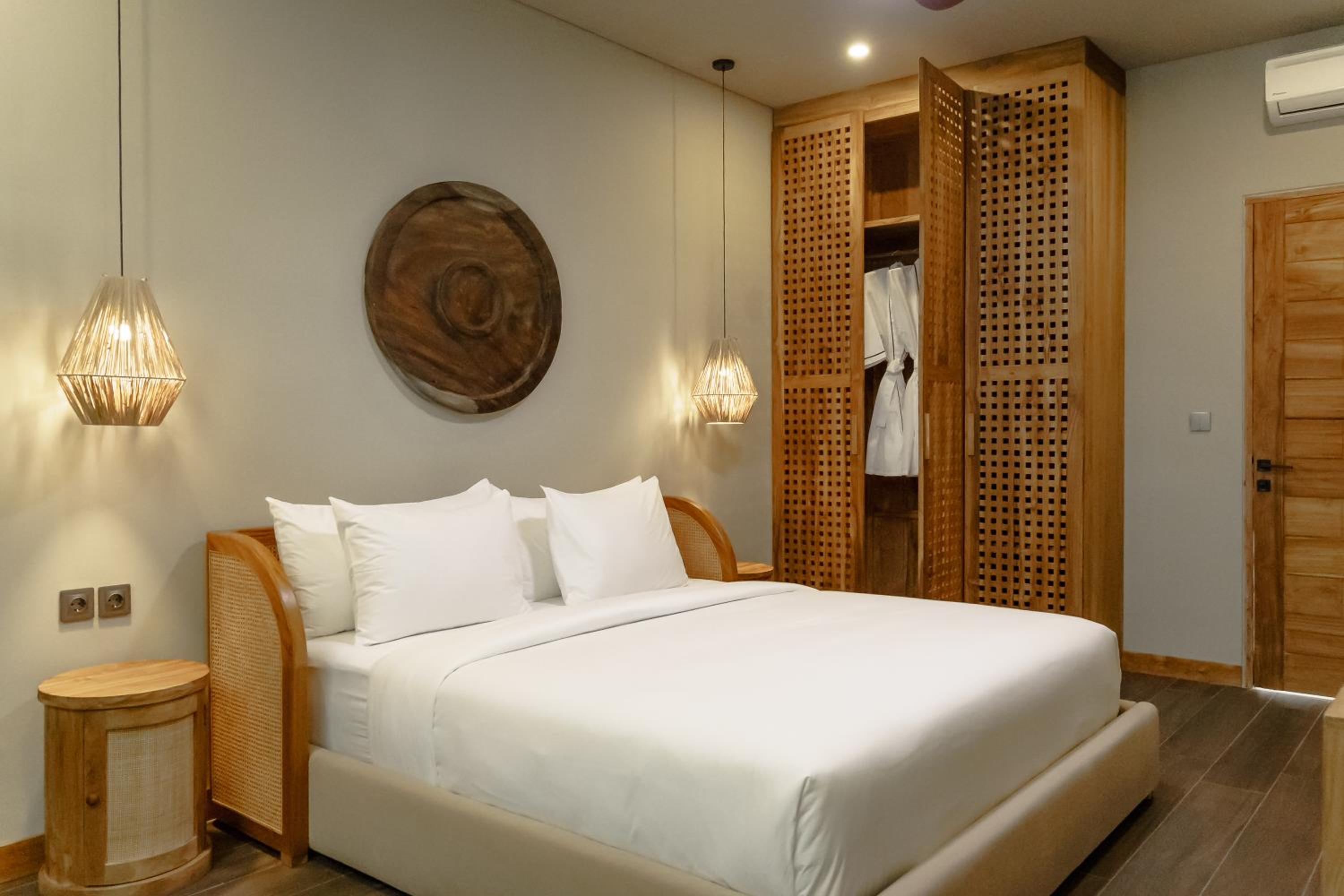 AMO Residences