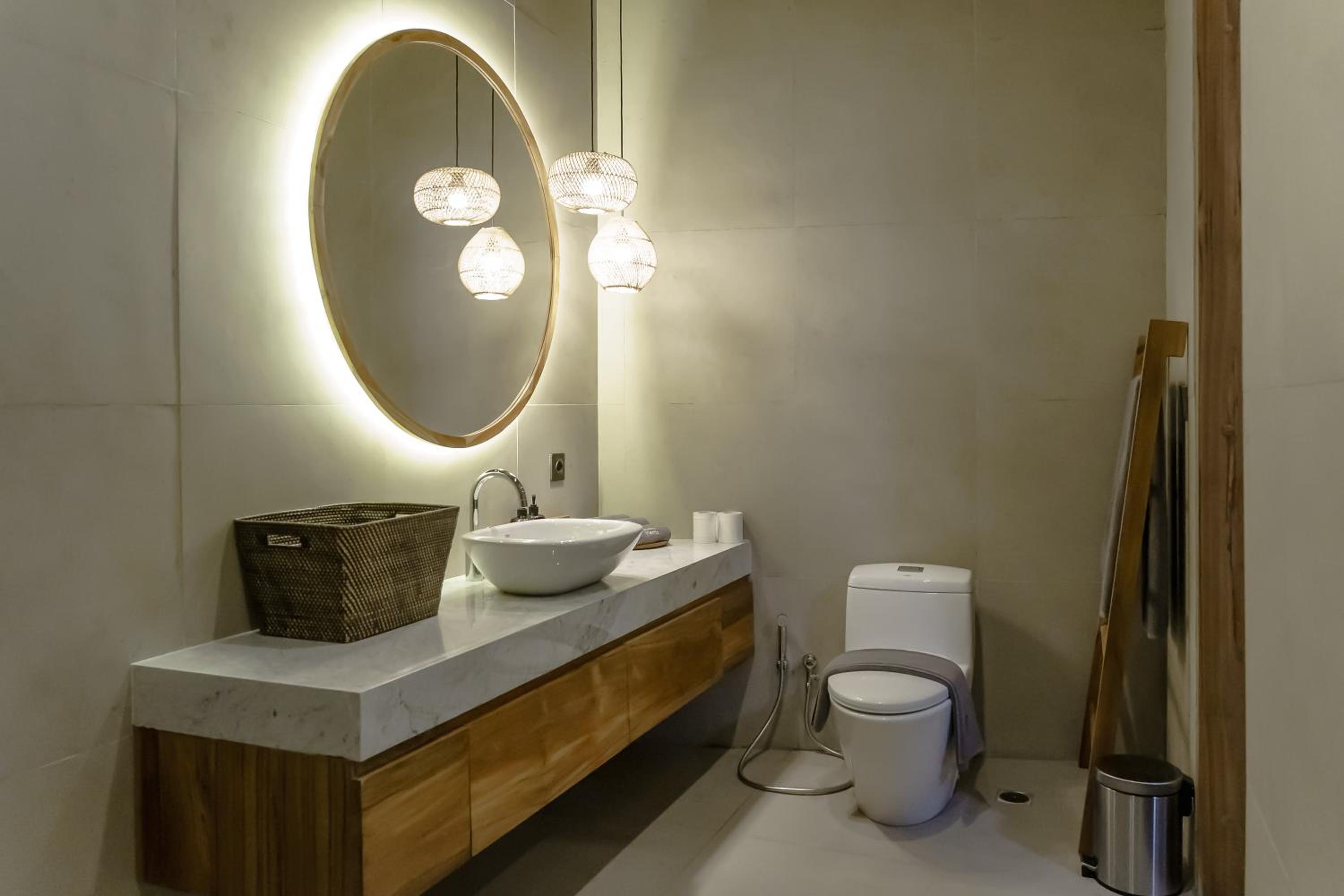 AMO Residences
