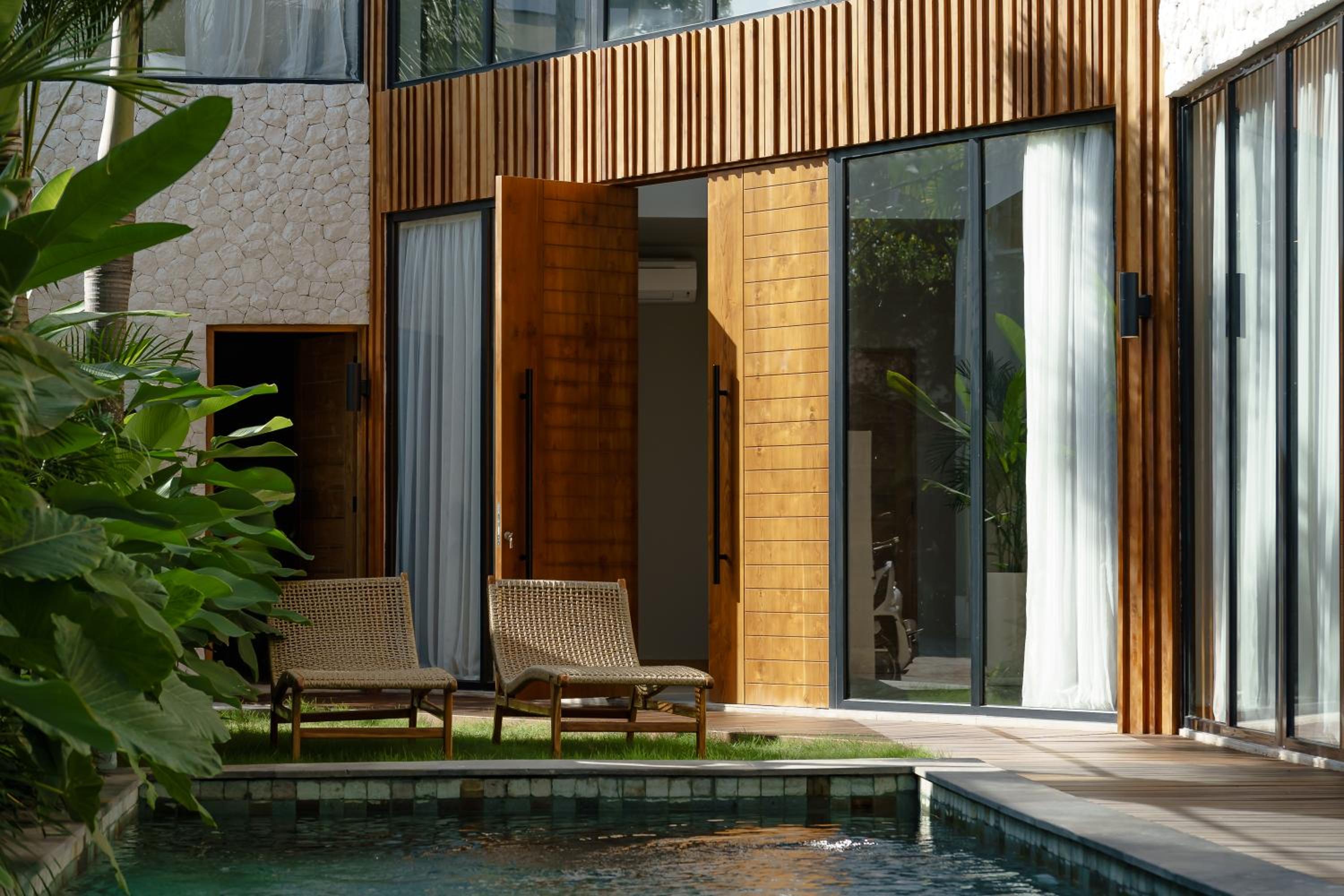 AMO Residences