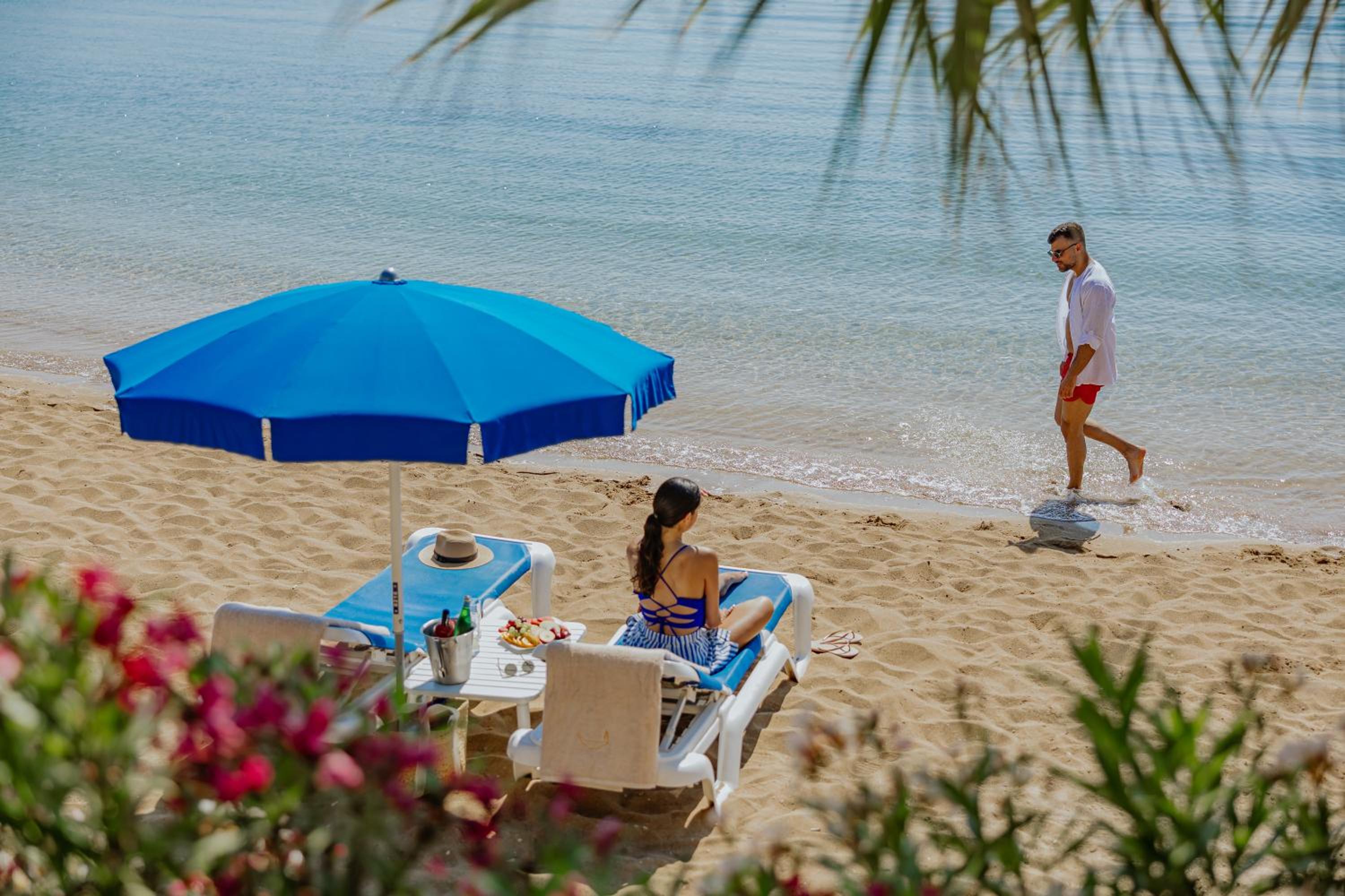 Golden Coast Beach Hotel — photo 42