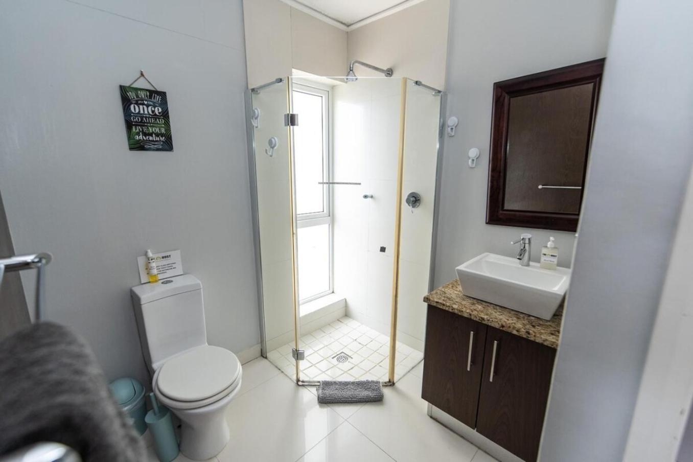 Port Elizabeth Vacations - The Pearls 2nd Floor Luxury Apartment - Property Image 12